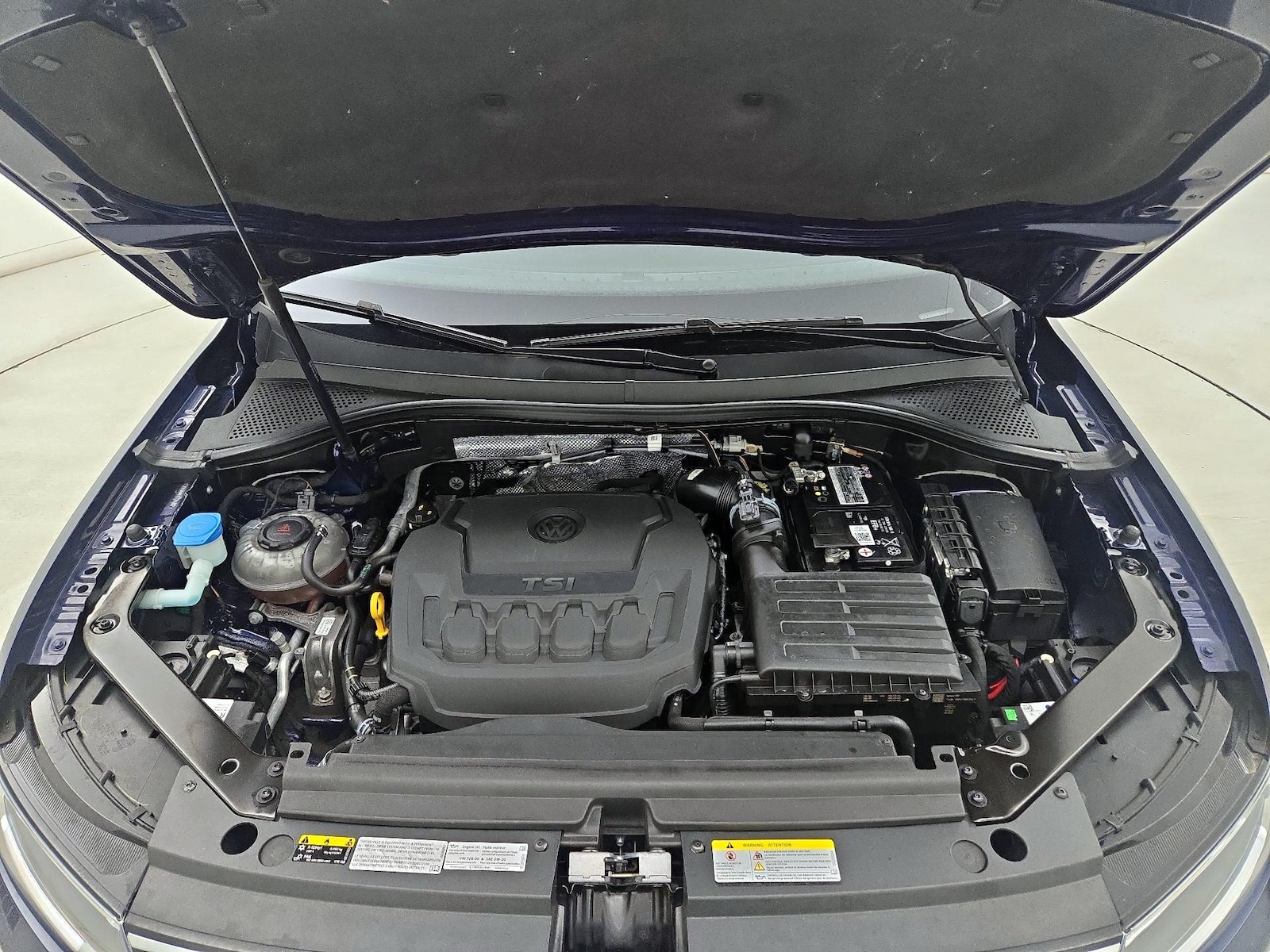 2022 Volkswagen Tiguan SE - Photo 23