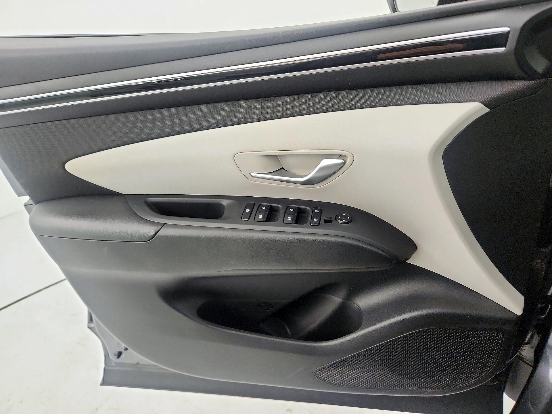 Thumbnail: 2023 Hyundai Tucson - 12