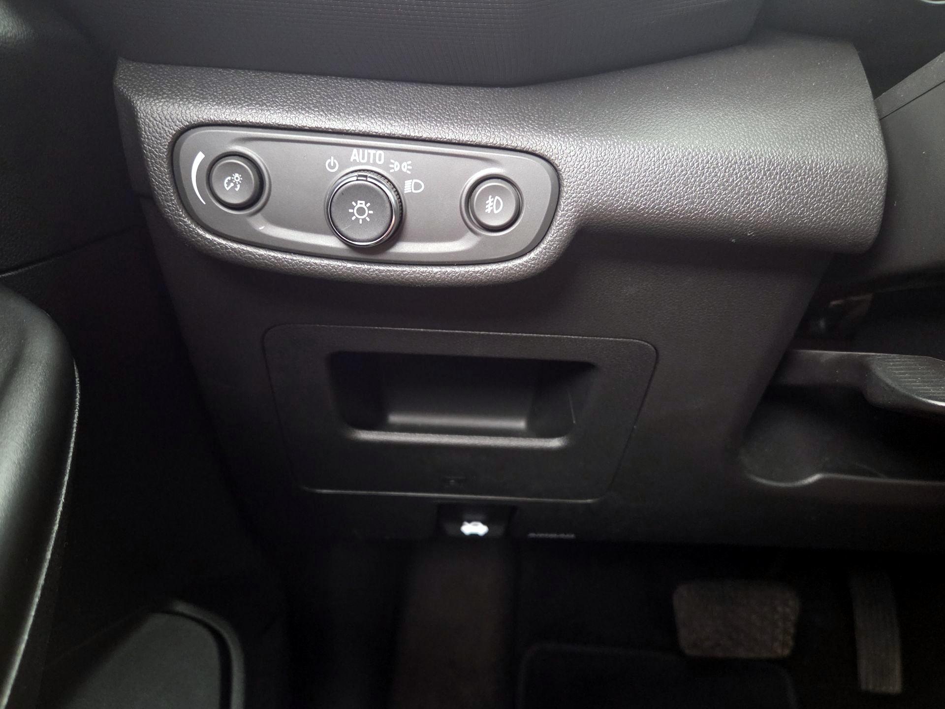 Thumbnail: 2023 Chevrolet TrailBlazer - 13