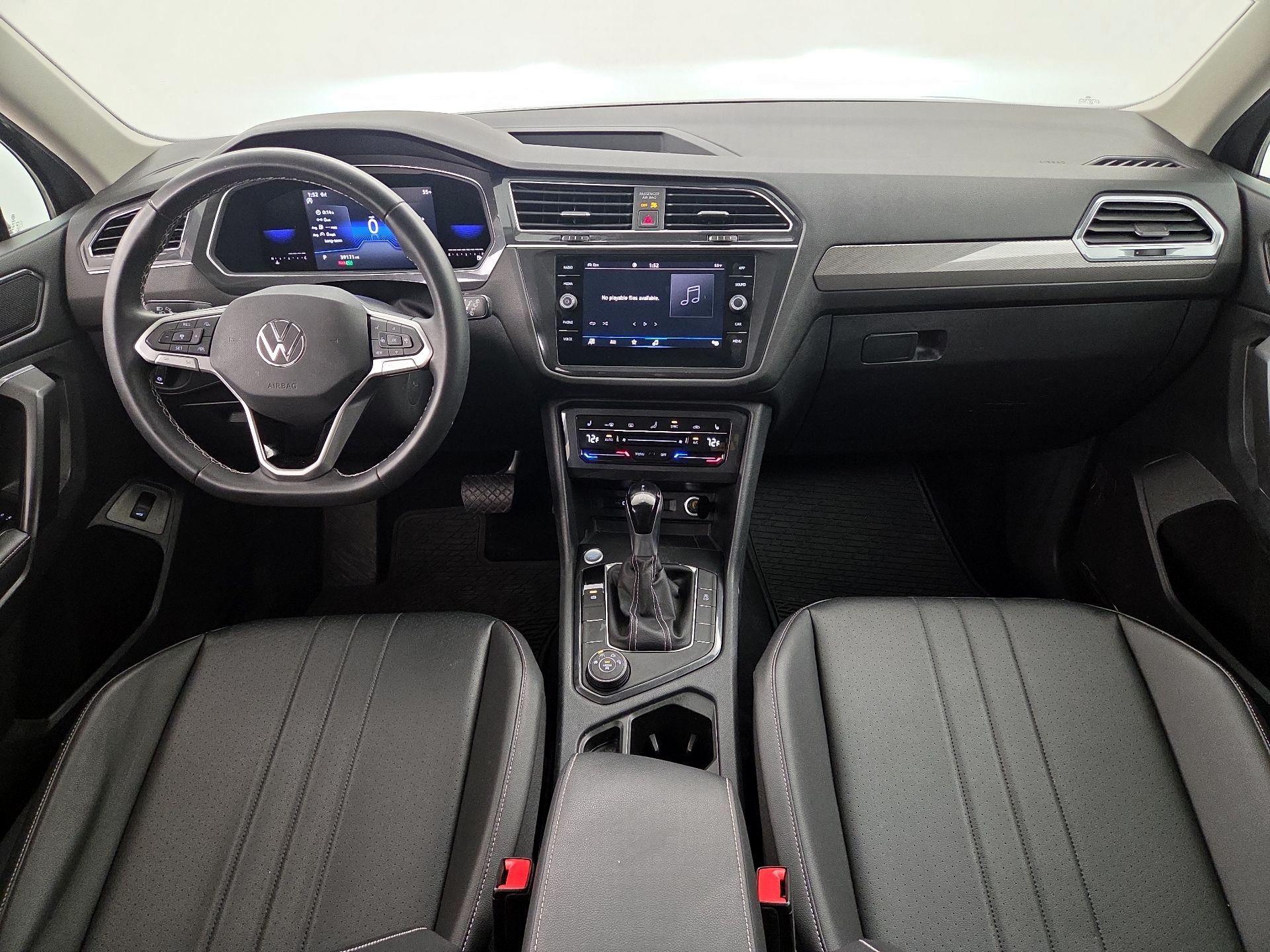 Thumbnail: 2022 Volkswagen Tiguan - 9