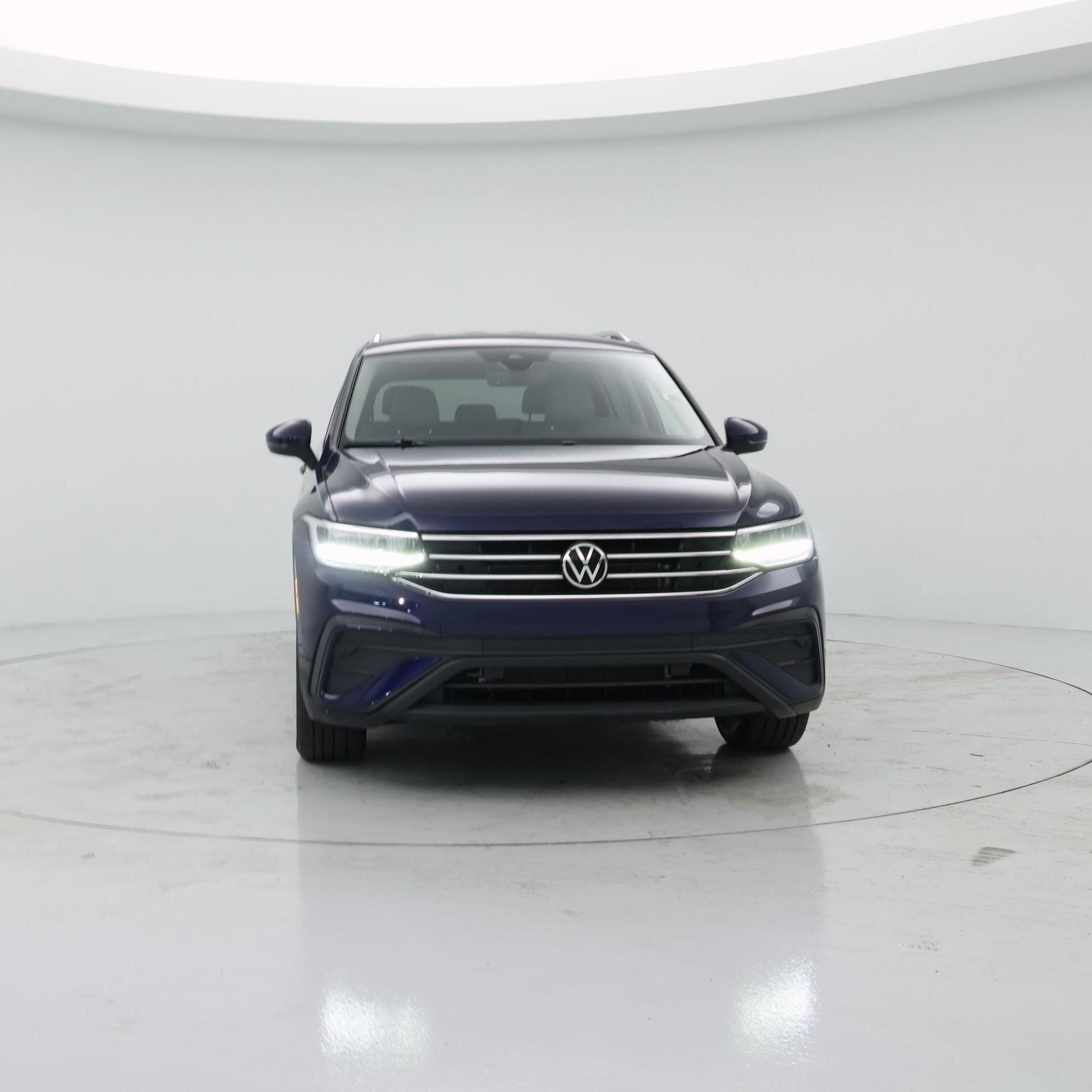 Thumbnail: 2022 Volkswagen Tiguan - 5