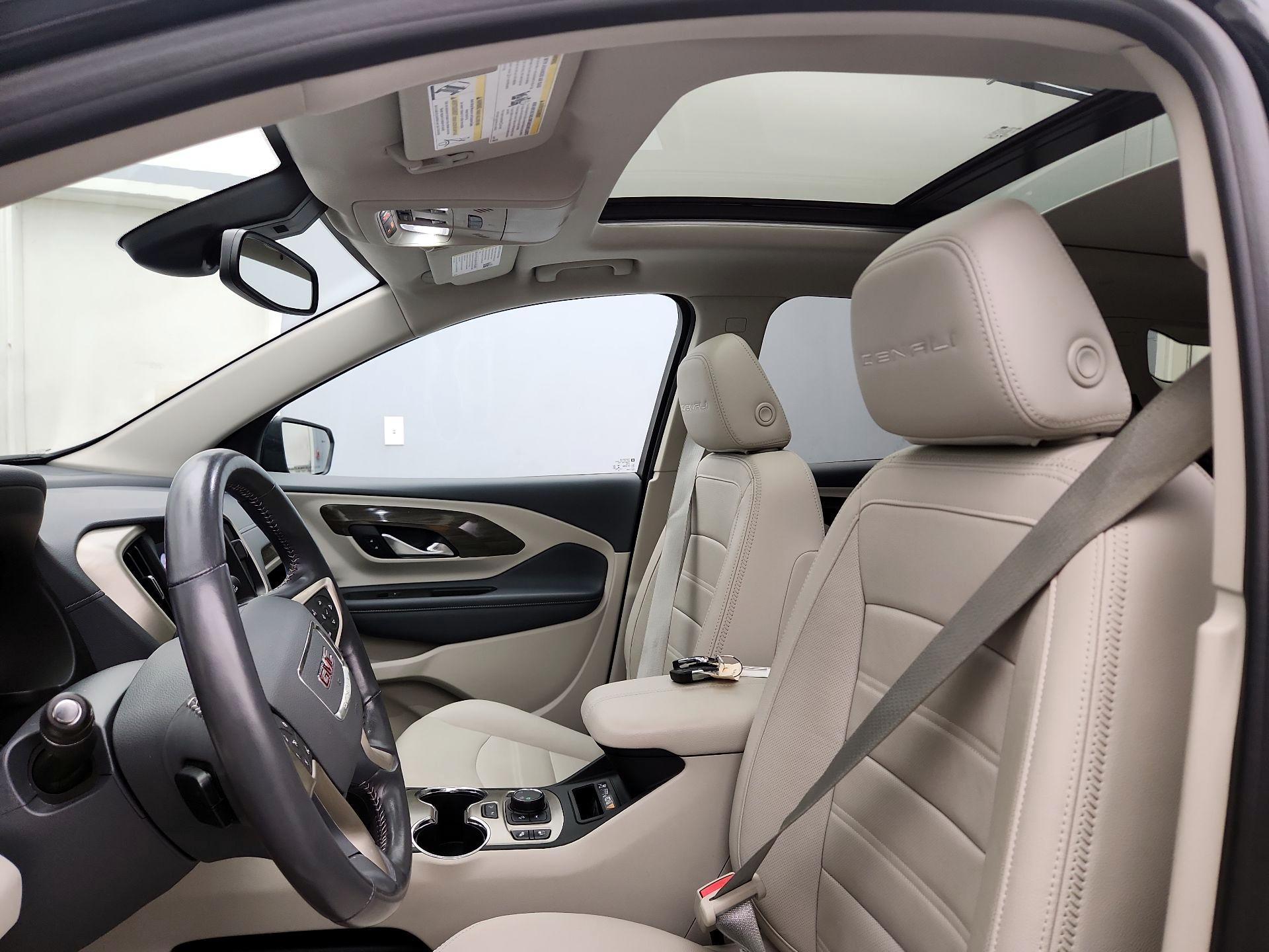 Thumbnail: 2022 GMC Terrain - 19