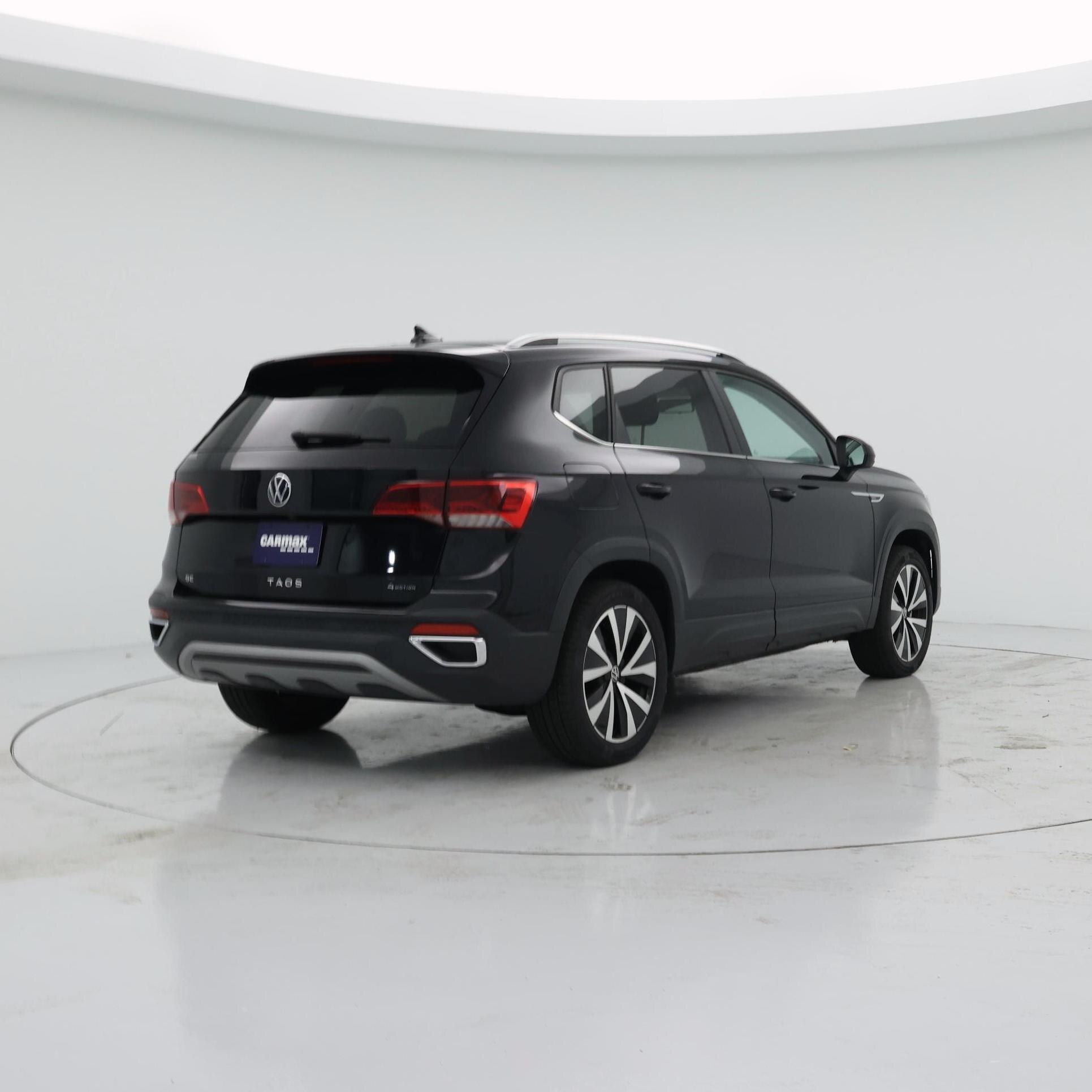 Thumbnail: 2022 Volkswagen Taos - 8