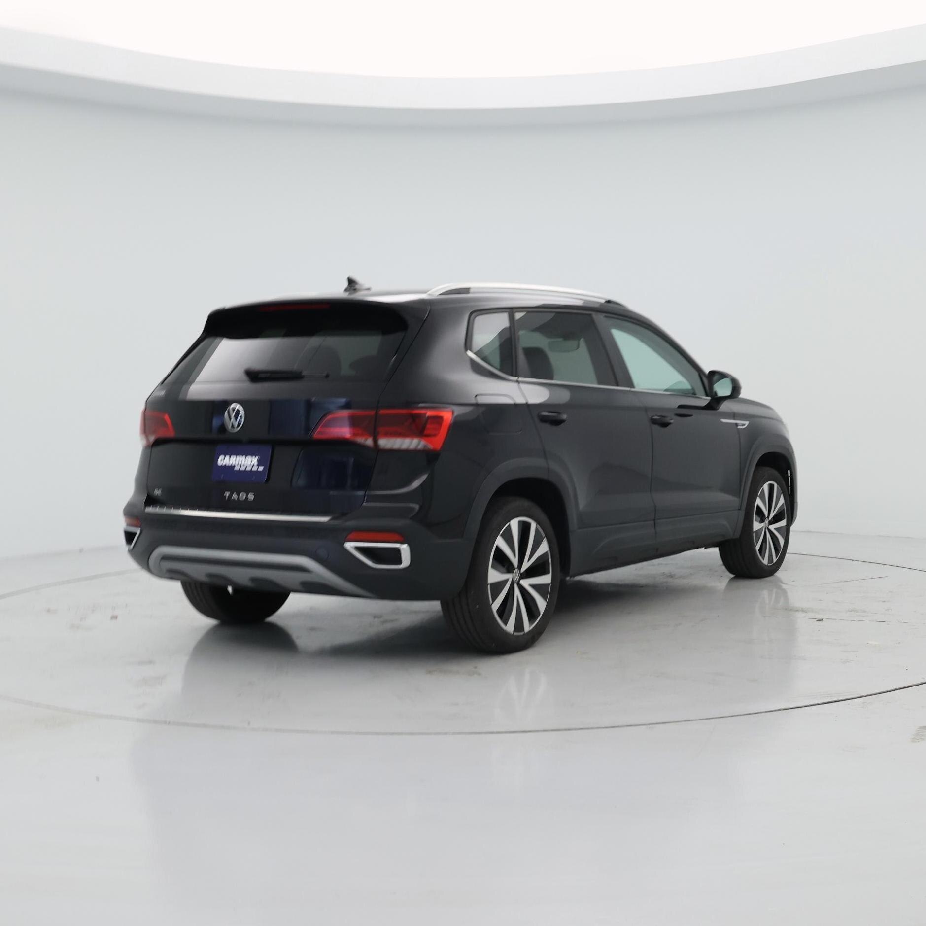 Thumbnail: 2022 Volkswagen Taos - 8