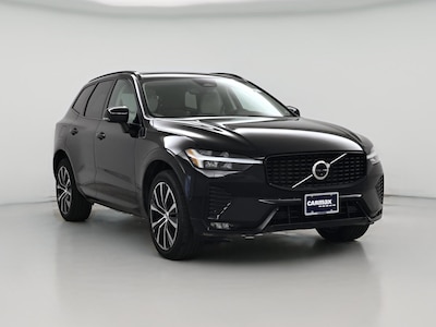 2023 Volvo XC60 B5 Plus Dark Theme