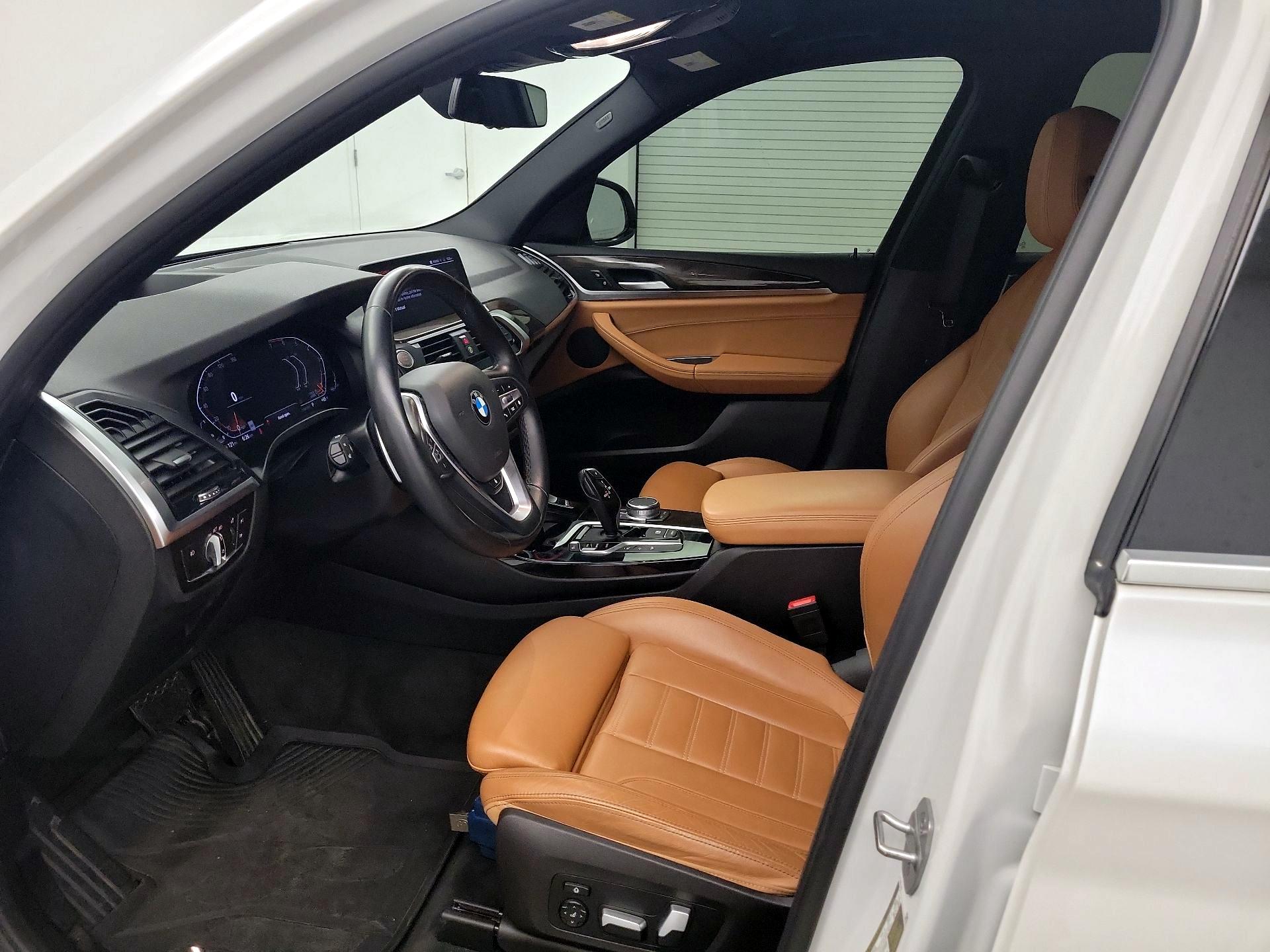 Thumbnail: 2021 BMW X3 - 11