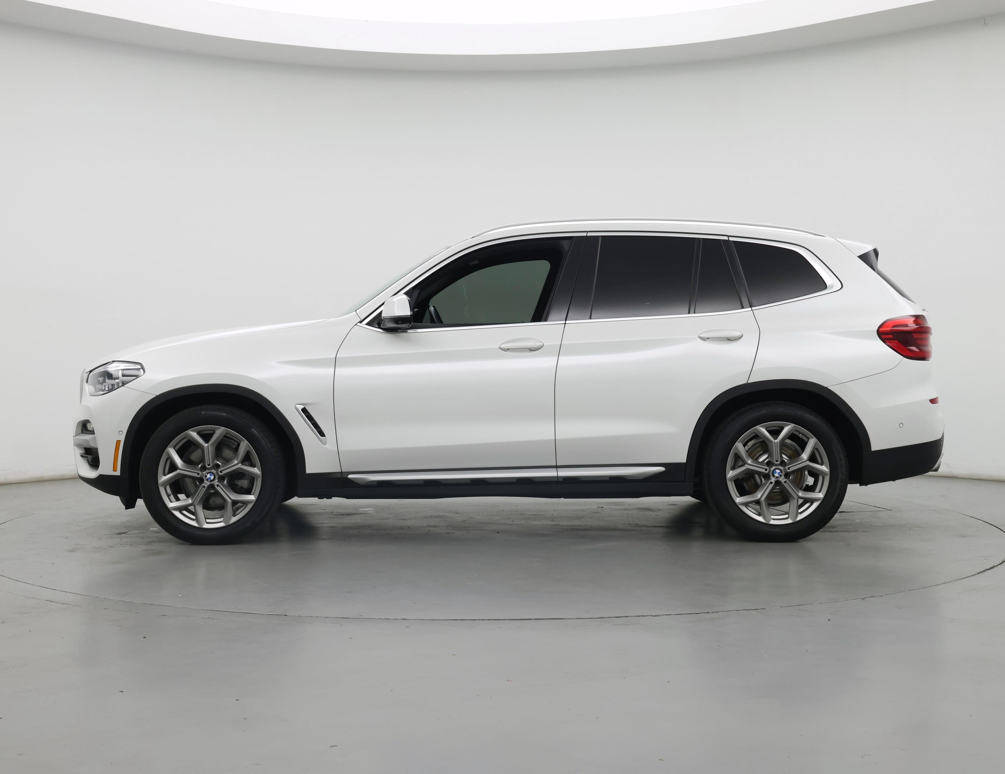 Thumbnail: 2021 BMW X3 - 3