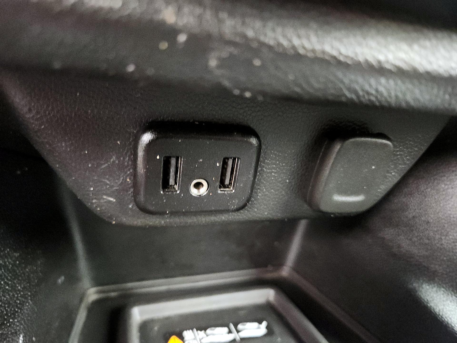 Thumbnail: 2023 Chevrolet Traverse - 18