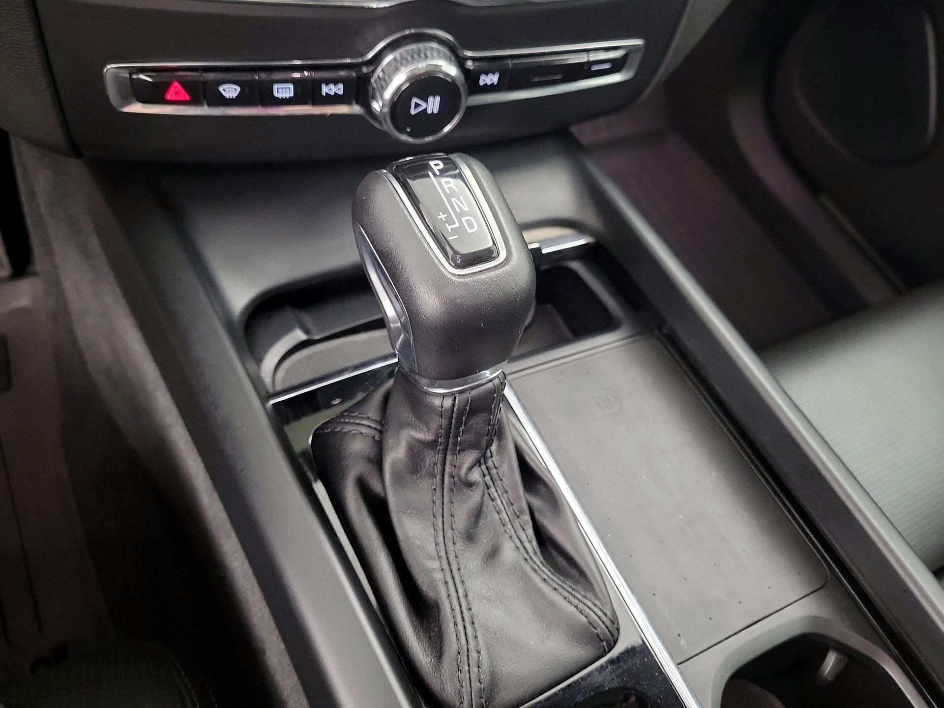 Thumbnail: 2021 Volvo XC60 - 18