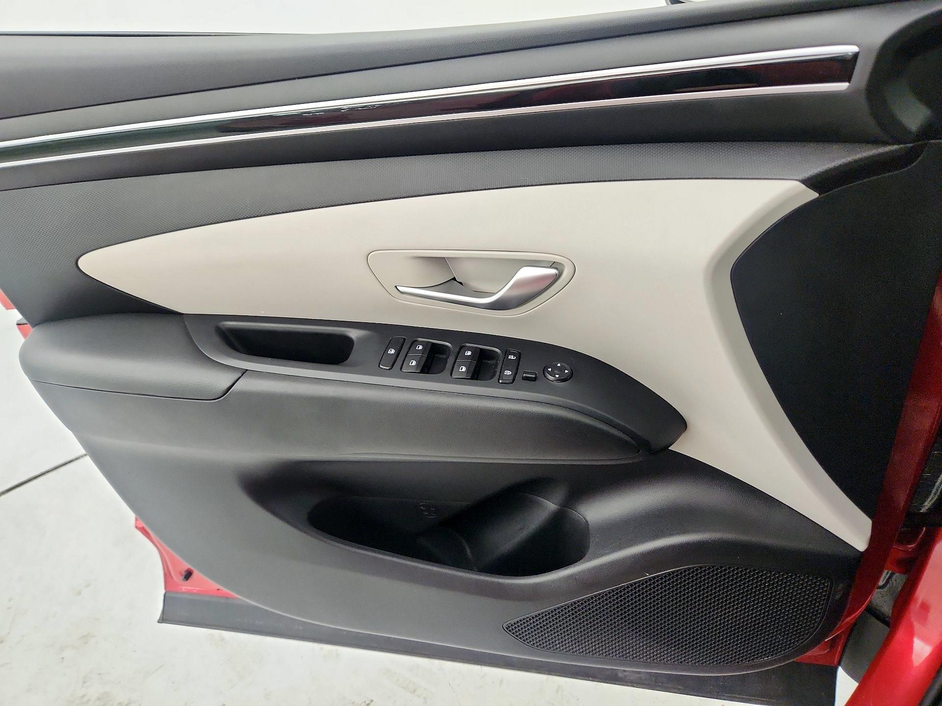 Thumbnail: 2023 Hyundai Tucson - 12