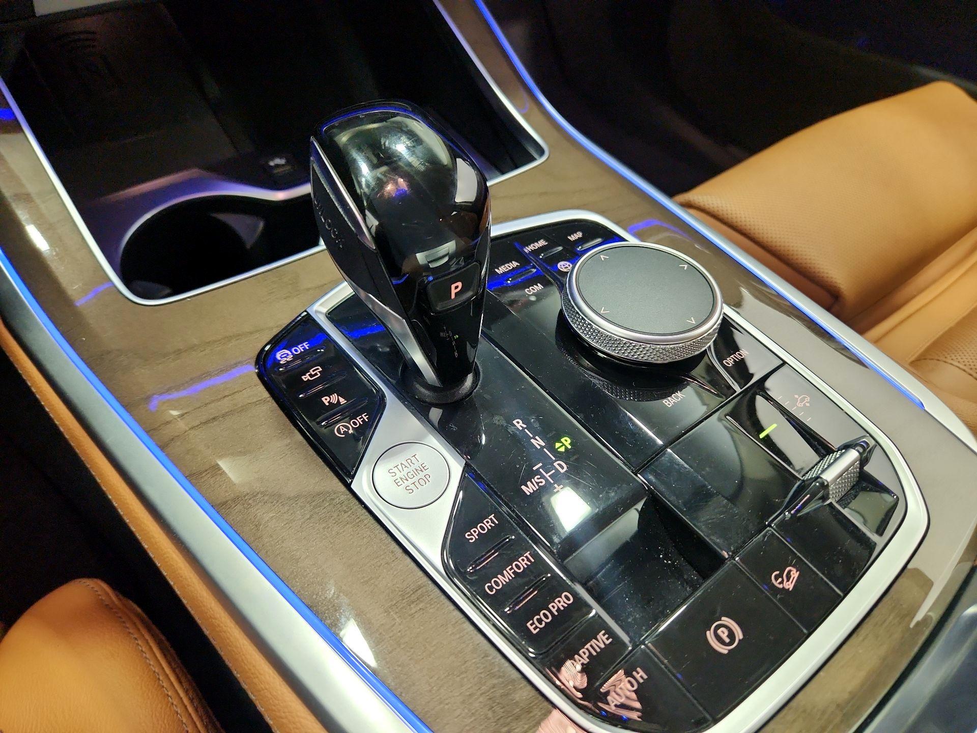 Thumbnail: 2020 BMW X7 - 18
