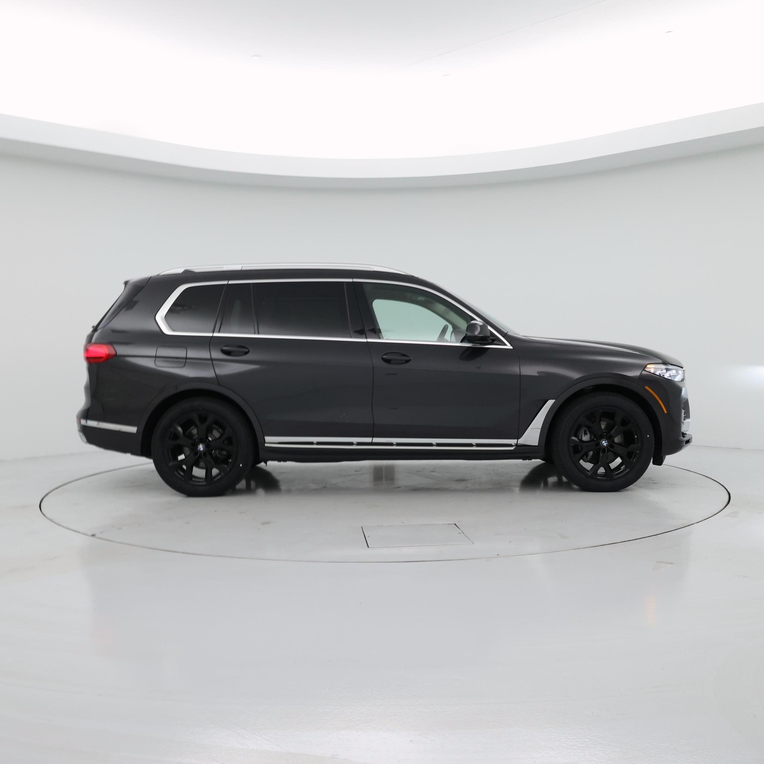 Thumbnail: 2020 BMW X7 - 7