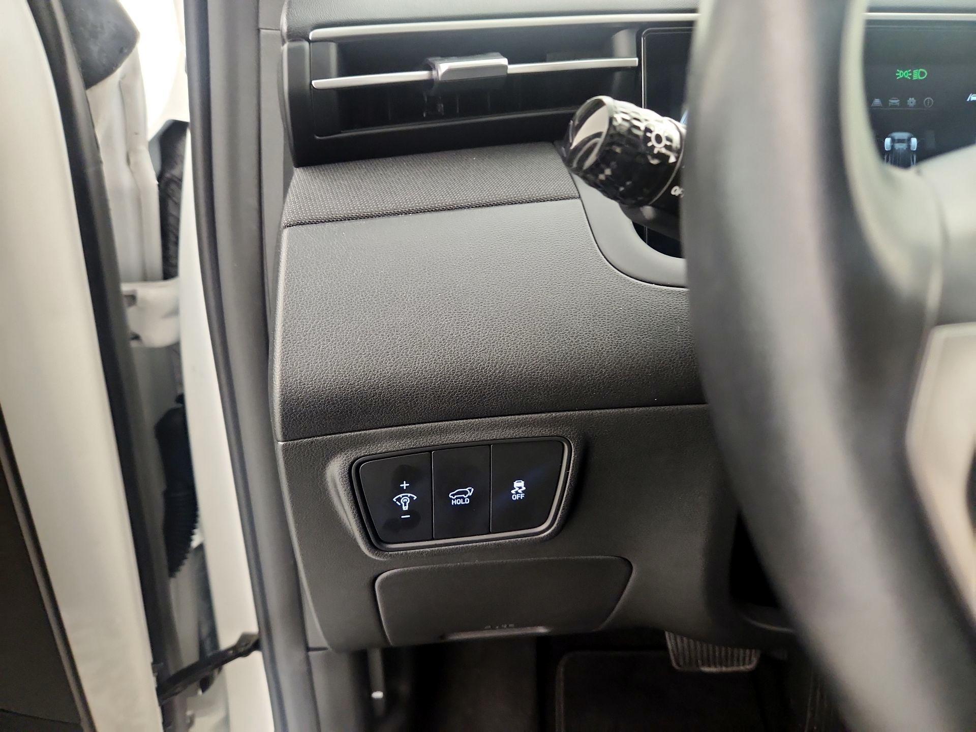 Thumbnail: 2023 Hyundai Tucson - 13