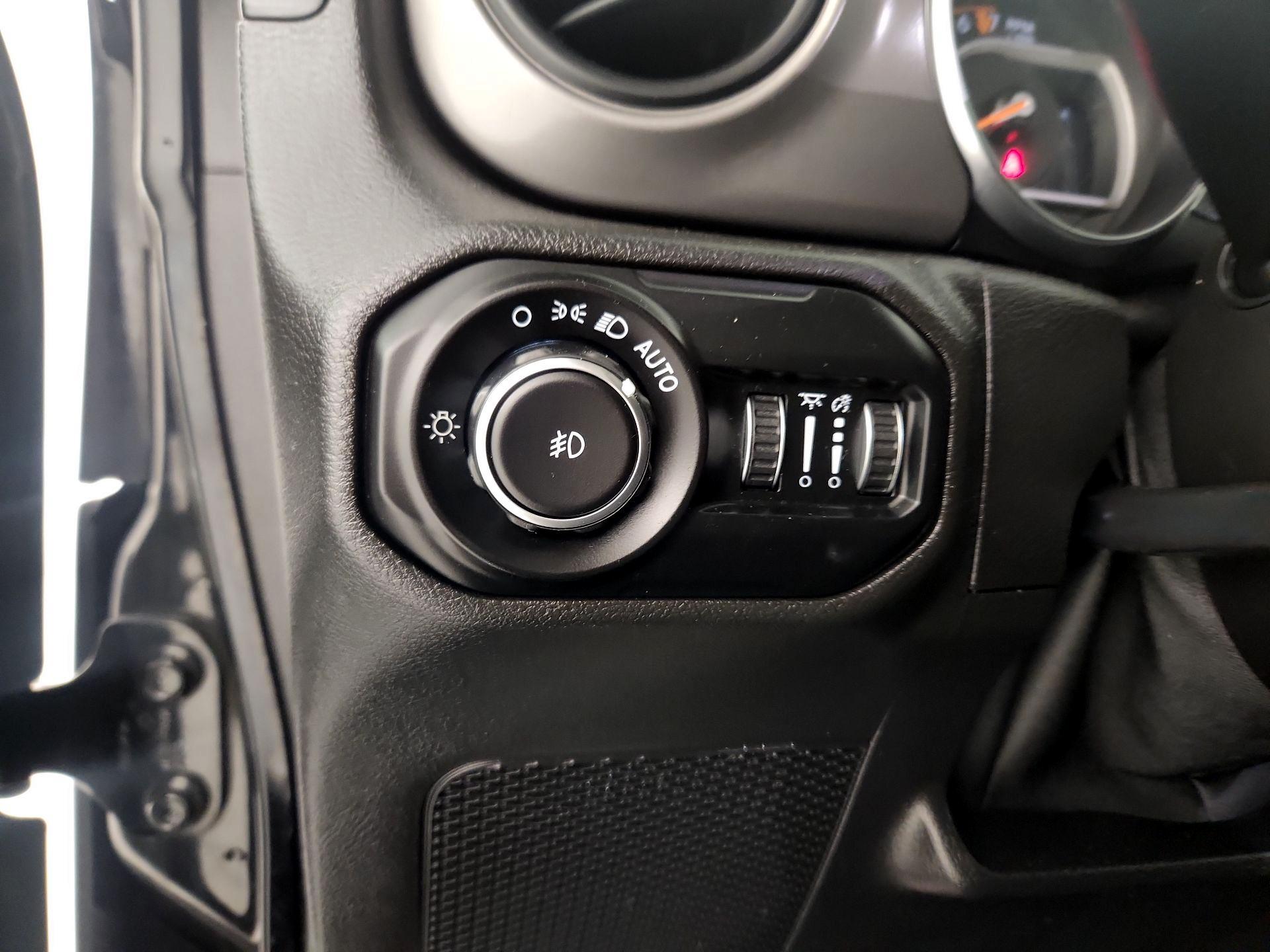 Thumbnail: 2021 Jeep Wrangler - 13