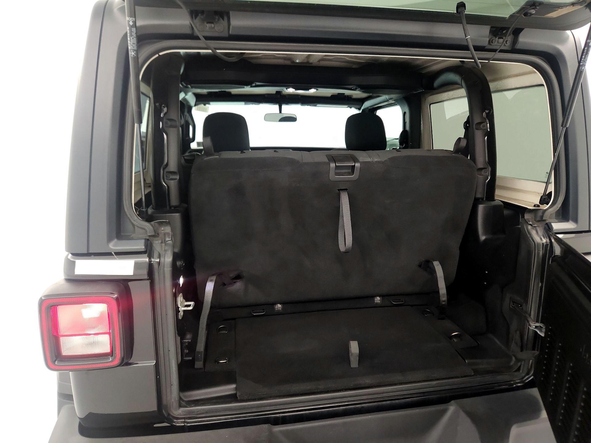 Thumbnail: 2021 Jeep Wrangler - 19