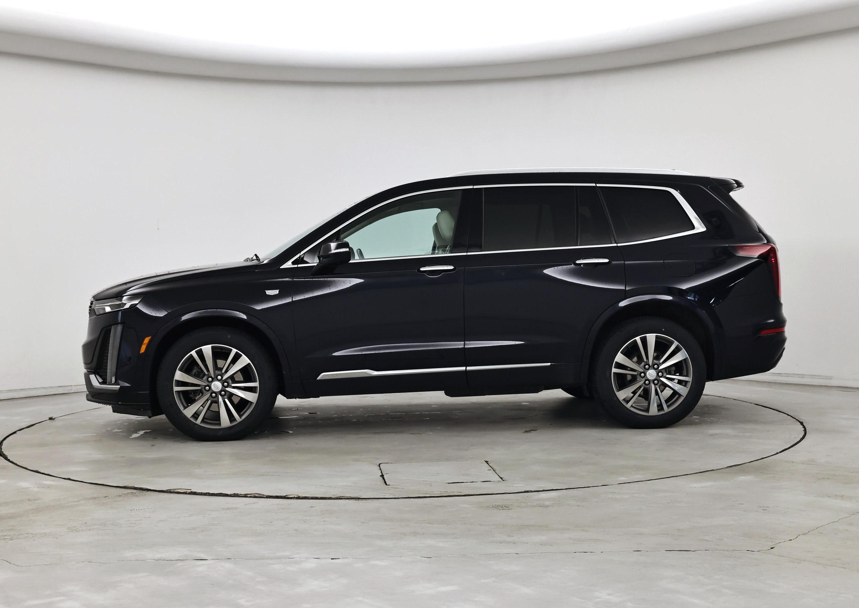 Thumbnail: 2021 Cadillac XT6 - 3