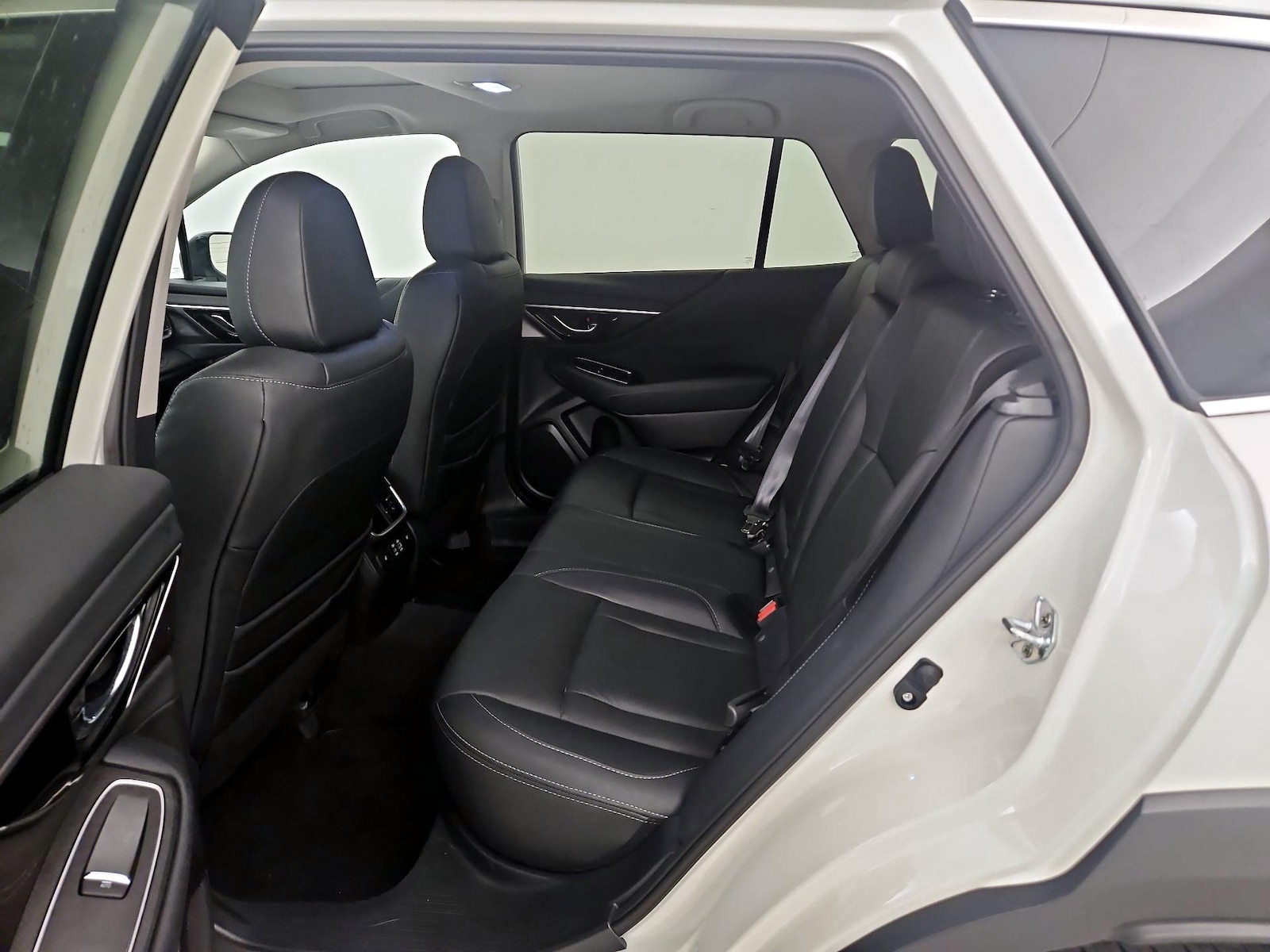 2023 Subaru Outback Touring - Photo 21