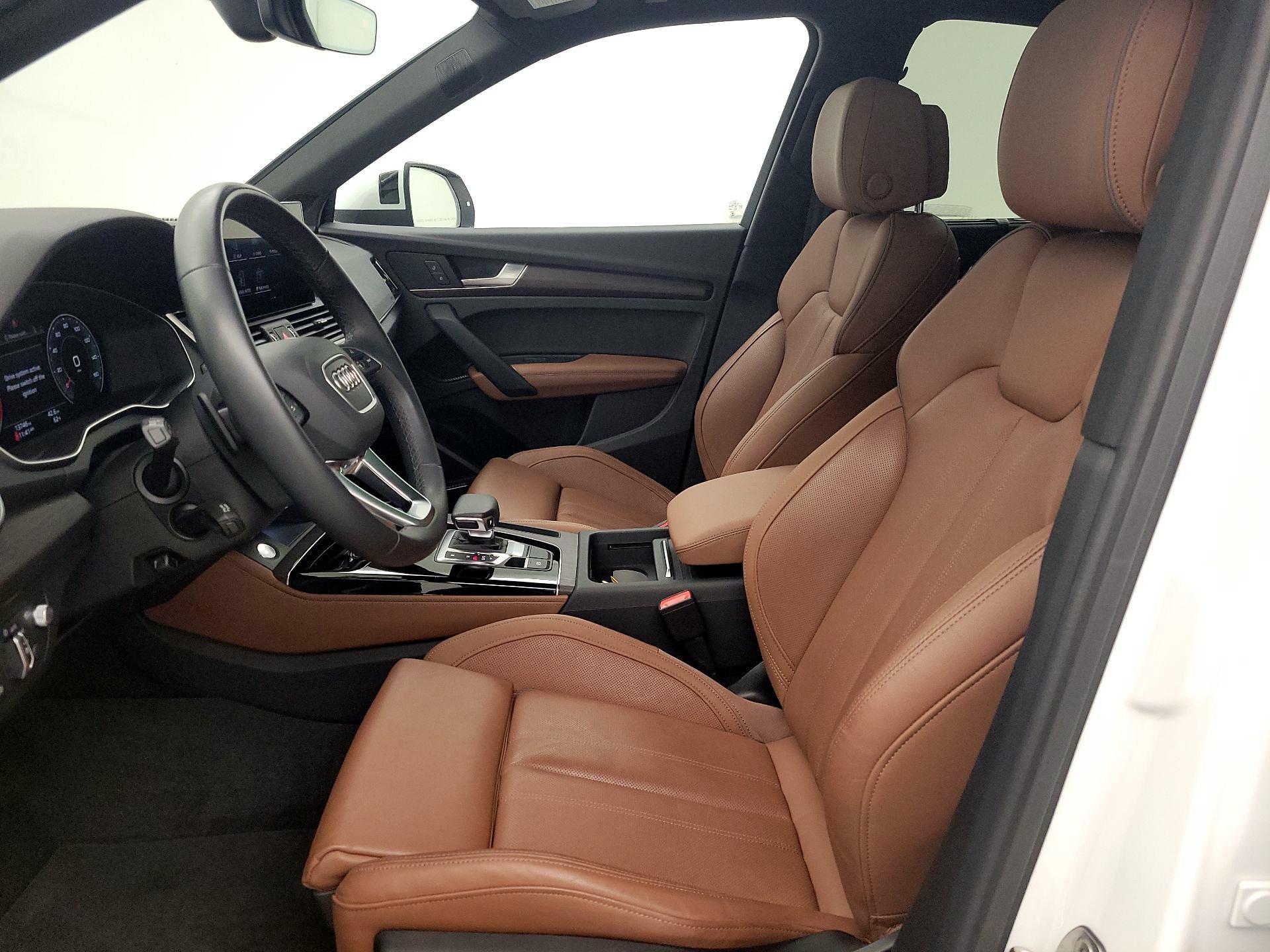Thumbnail: 2023 Audi Q5 - 11
