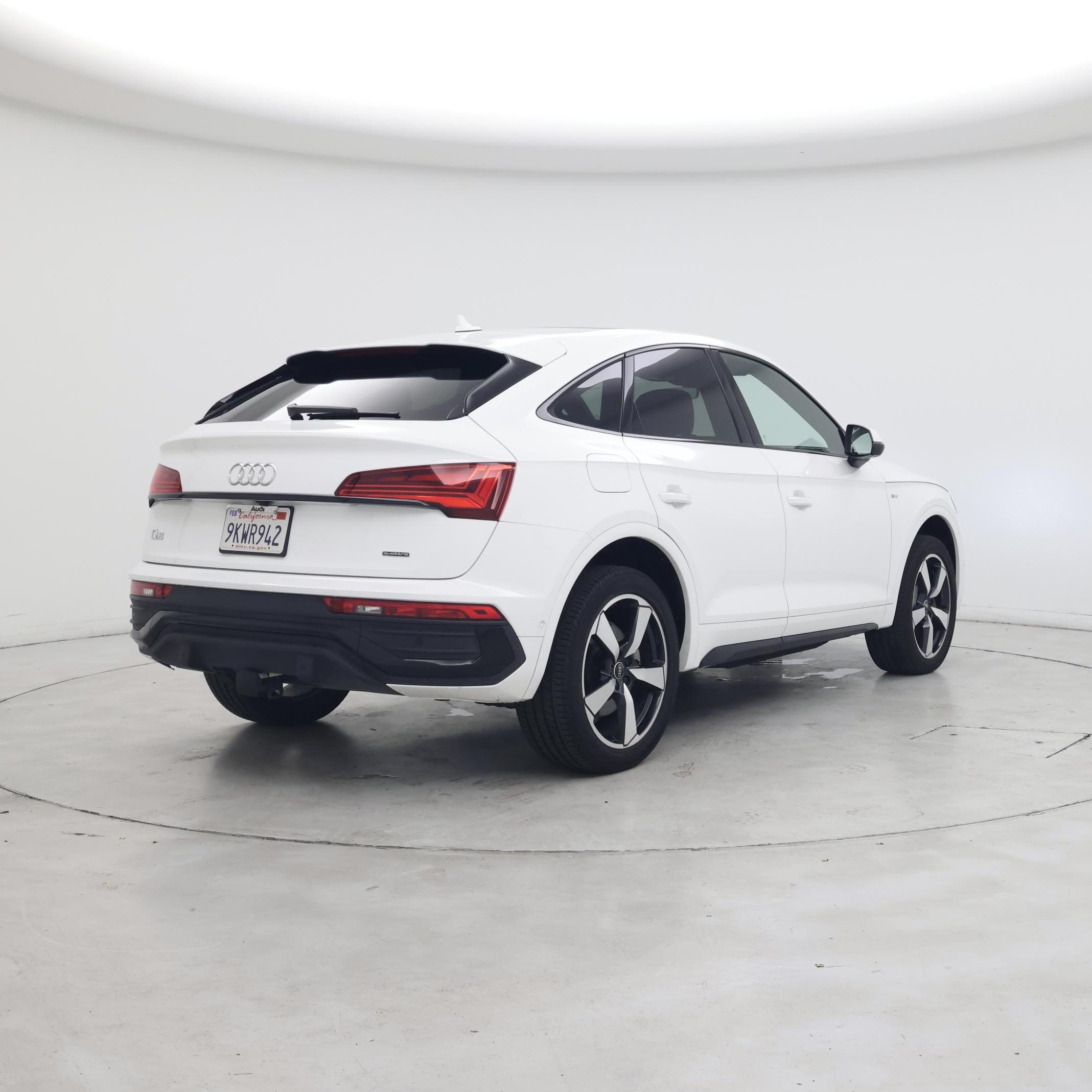 Thumbnail: 2023 Audi Q5 - 8