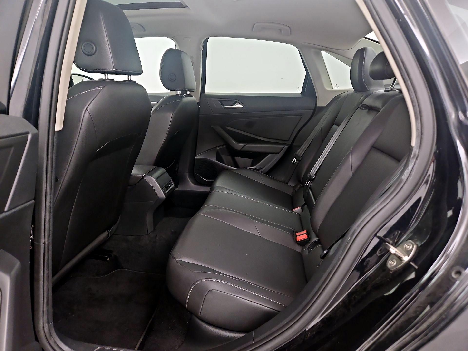 Thumbnail: 2019 Volkswagen Jetta - 20