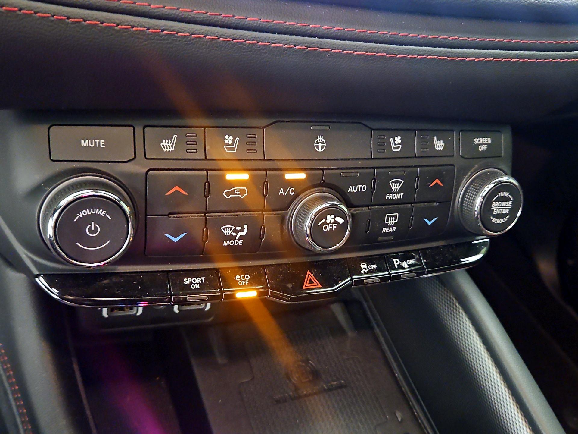 Thumbnail: 2024 Dodge Durango - 17