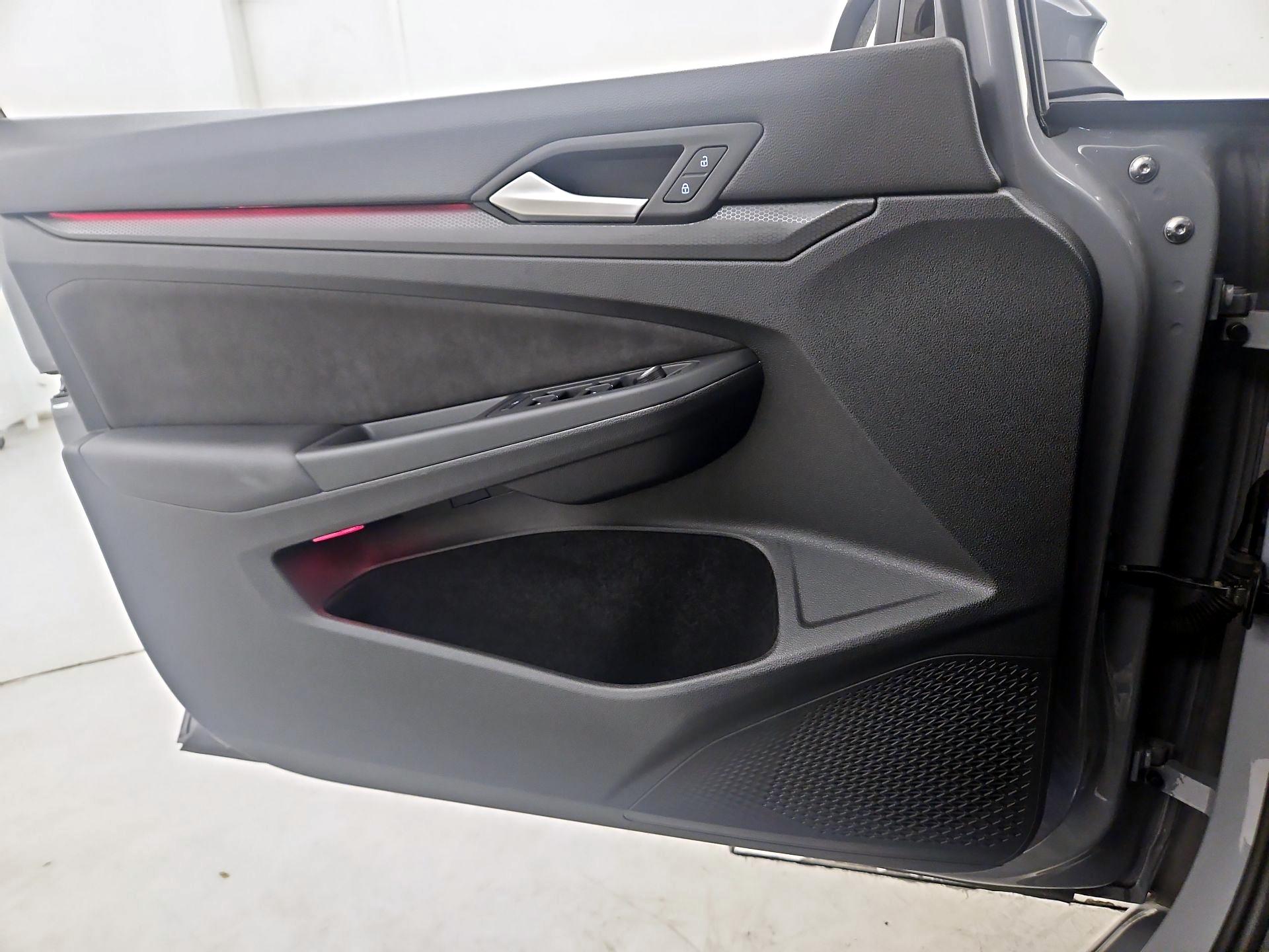 Thumbnail: 2024 Volkswagen Golf - 12