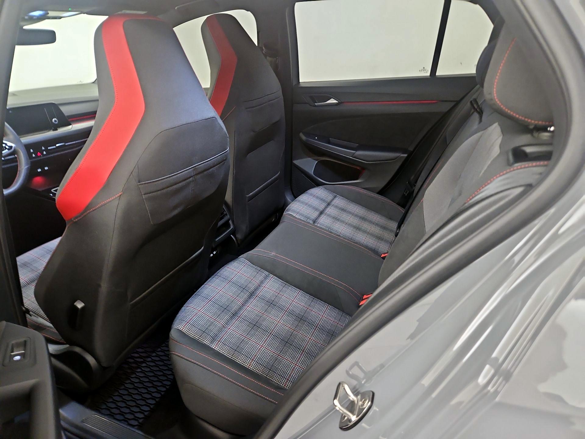 Thumbnail: 2024 Volkswagen Golf - 19