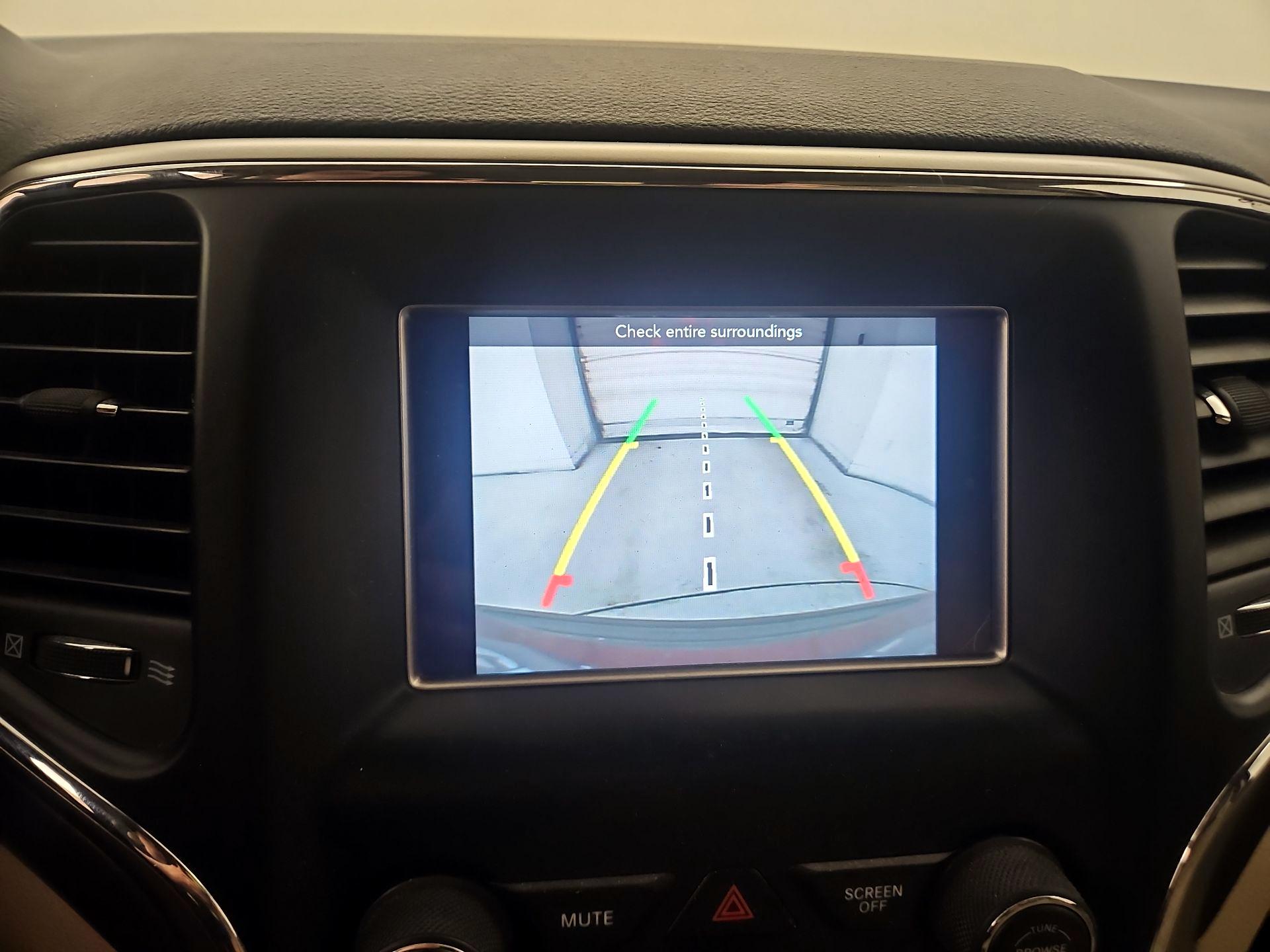 Thumbnail: 2018 Jeep Grand Cherokee - 14