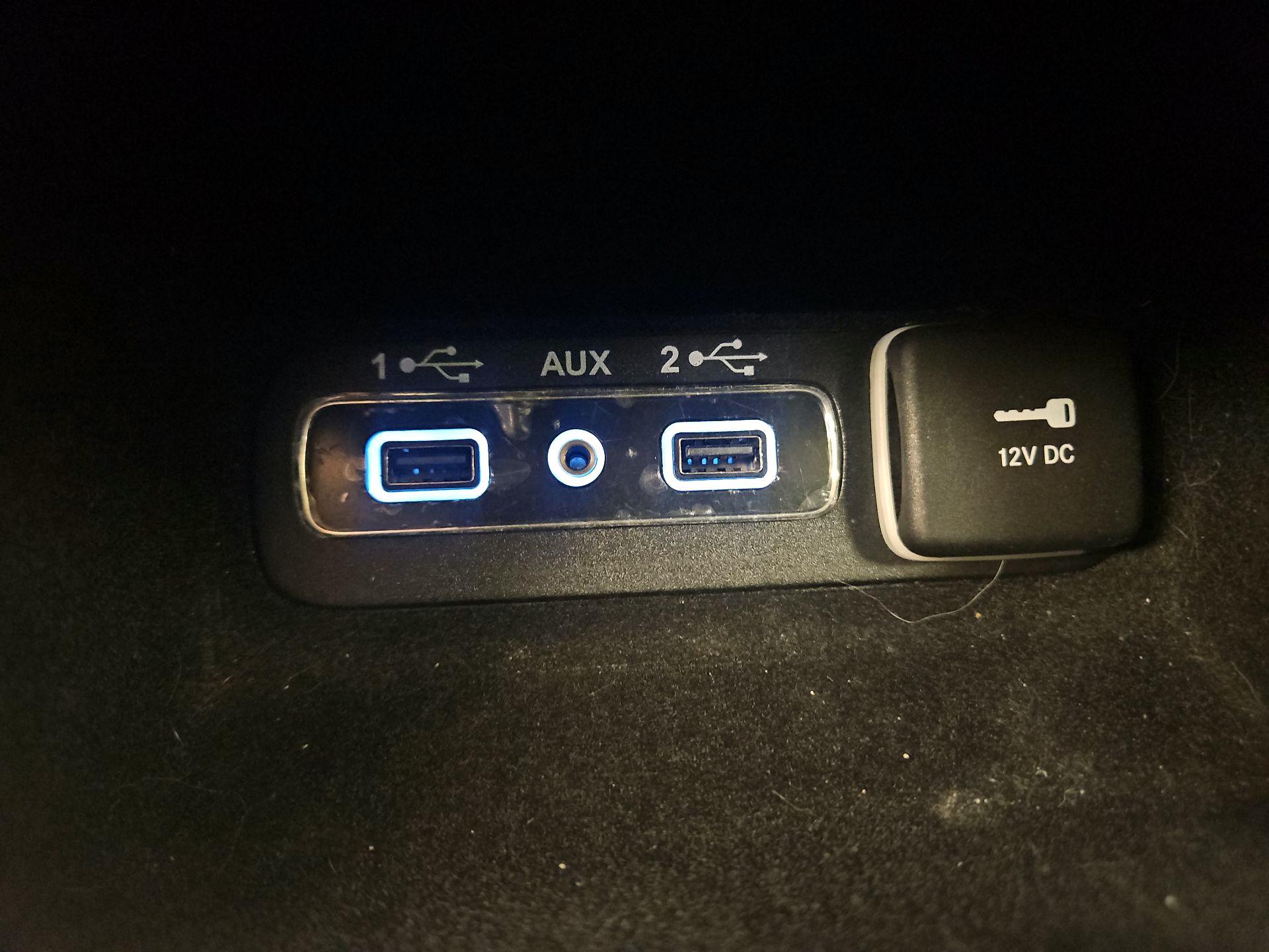 Thumbnail: 2018 Jeep Grand Cherokee - 18