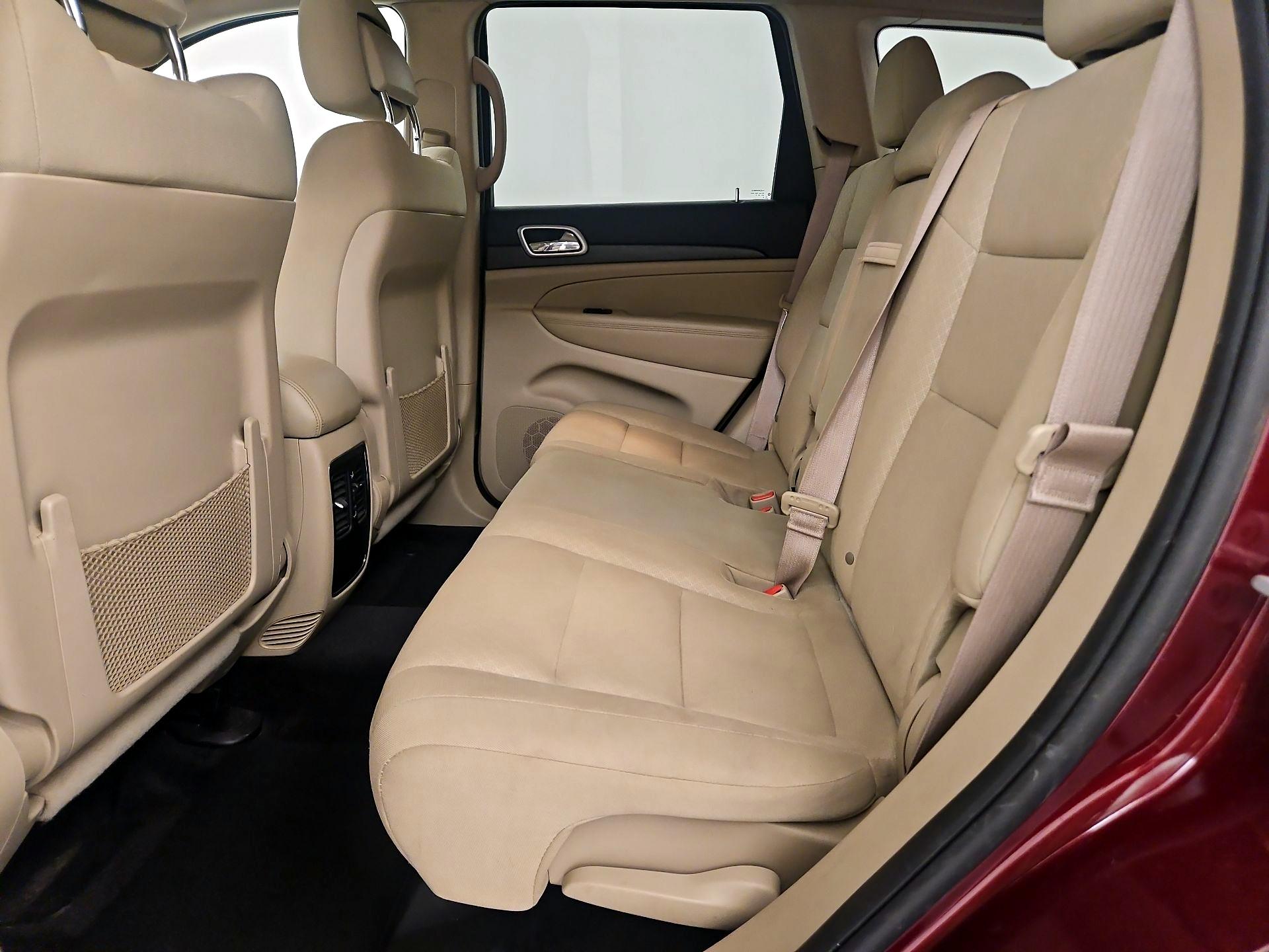 Thumbnail: 2018 Jeep Grand Cherokee - 19