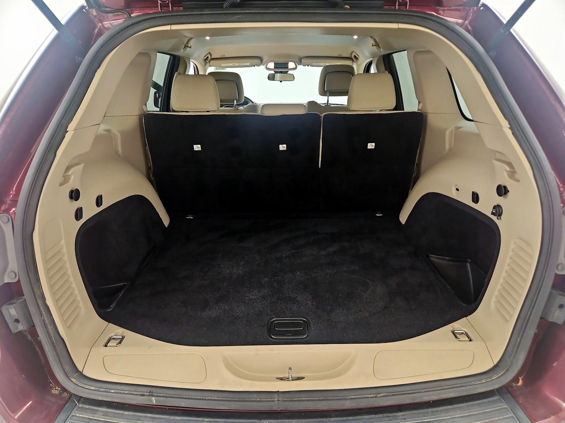 Thumbnail: 2018 Jeep Grand Cherokee - 20