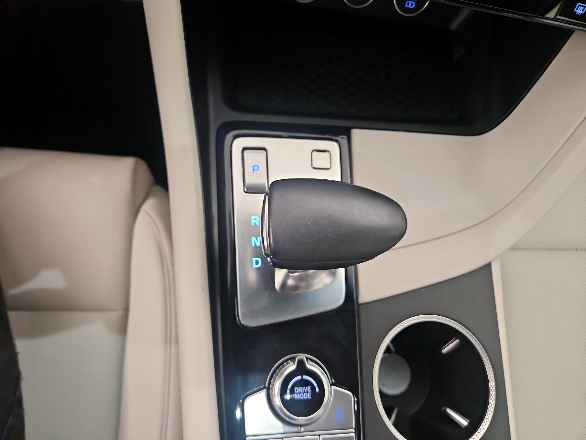 Thumbnail: 2024 Genesis G70 - 18