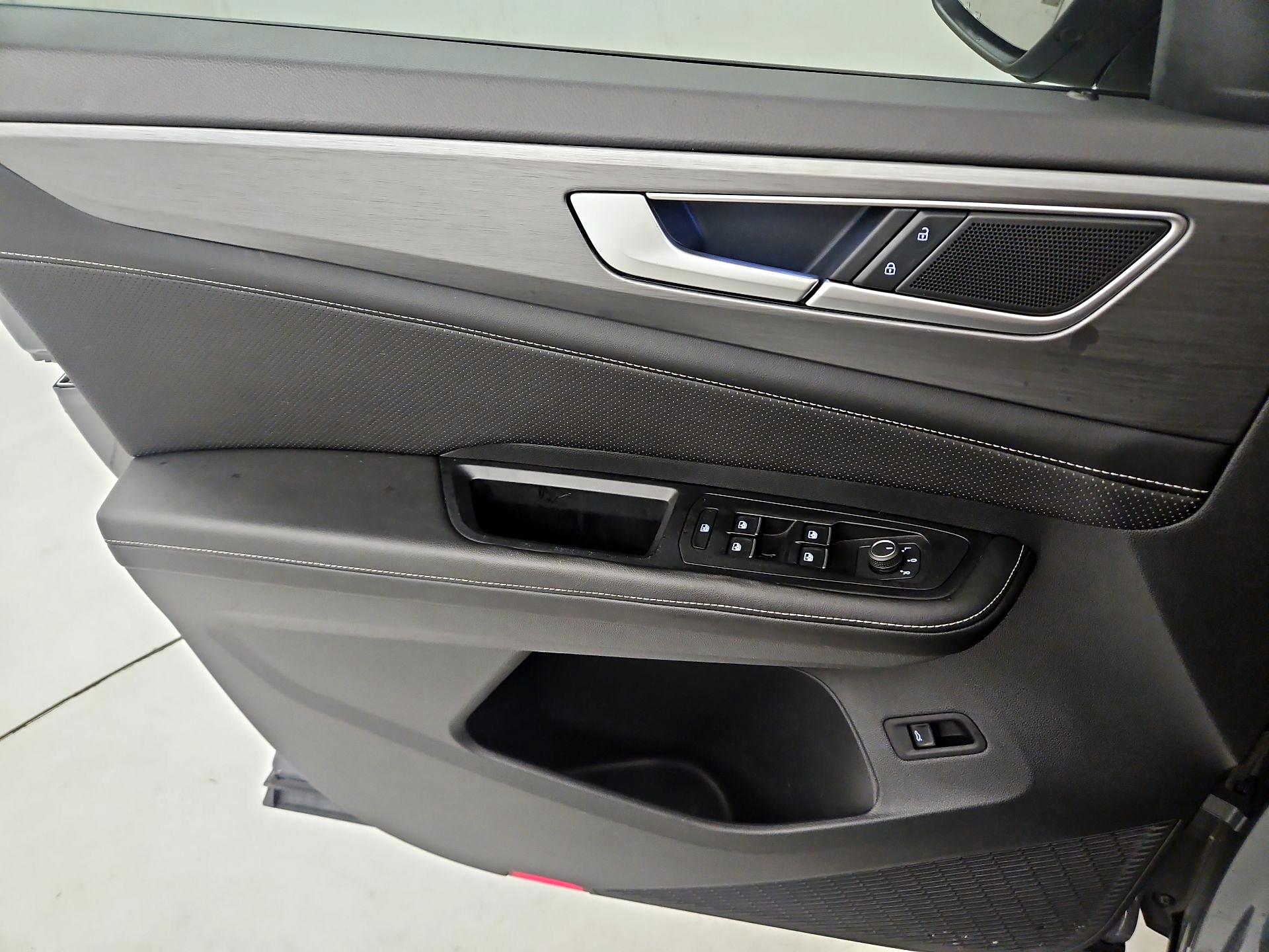 Thumbnail: 2024 Volkswagen Atlas - 12