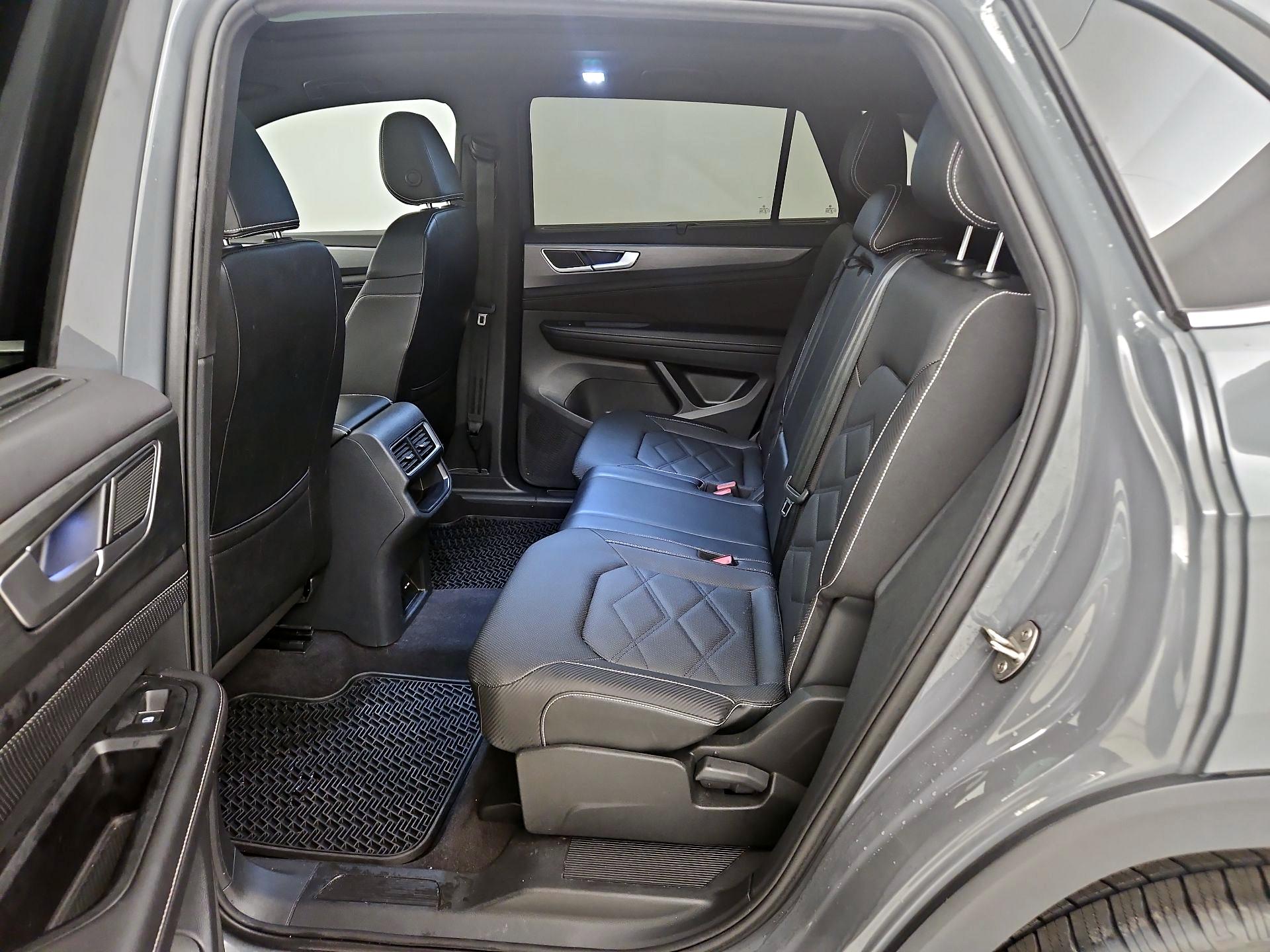 Thumbnail: 2024 Volkswagen Atlas - 20