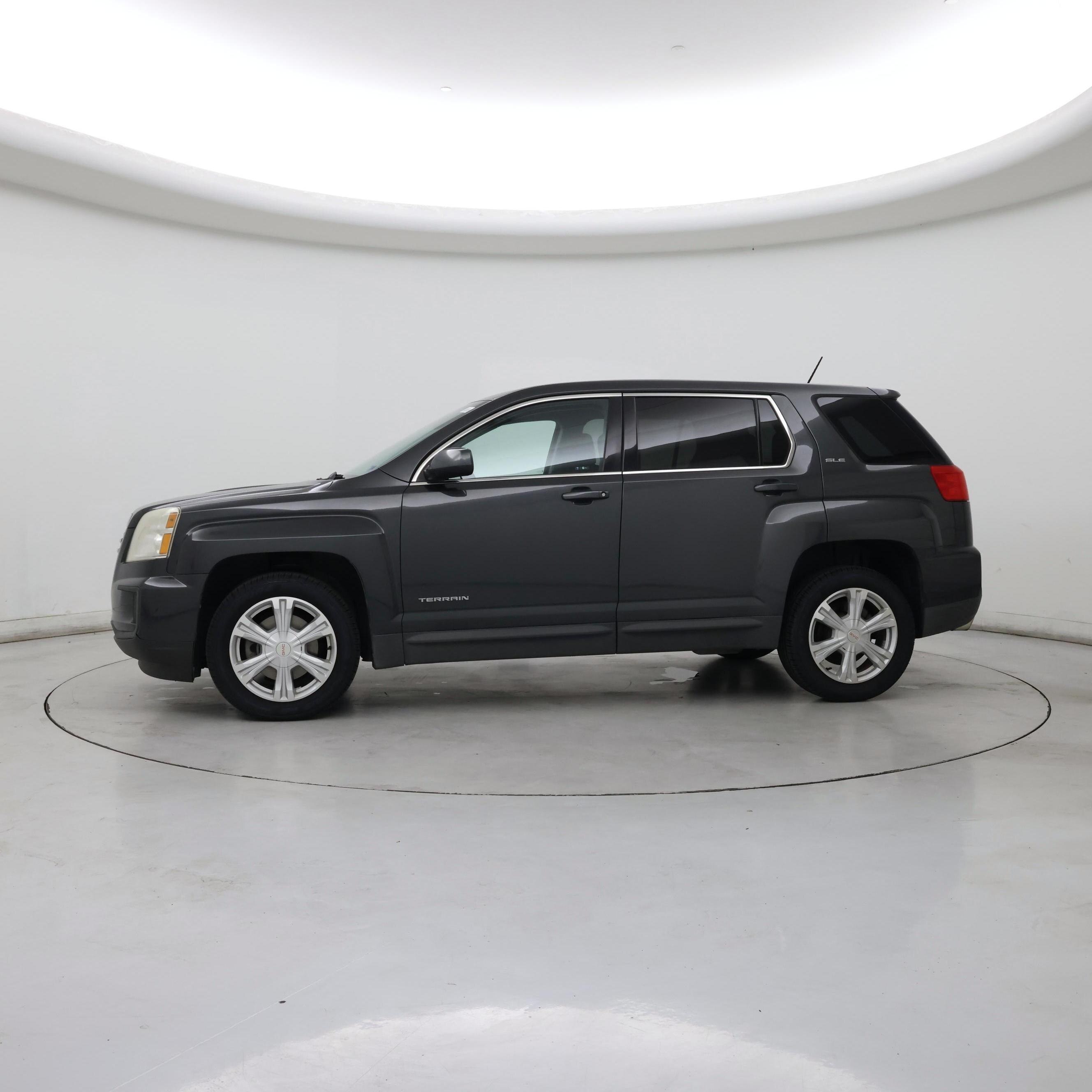 Thumbnail: 2017 GMC Terrain - 3