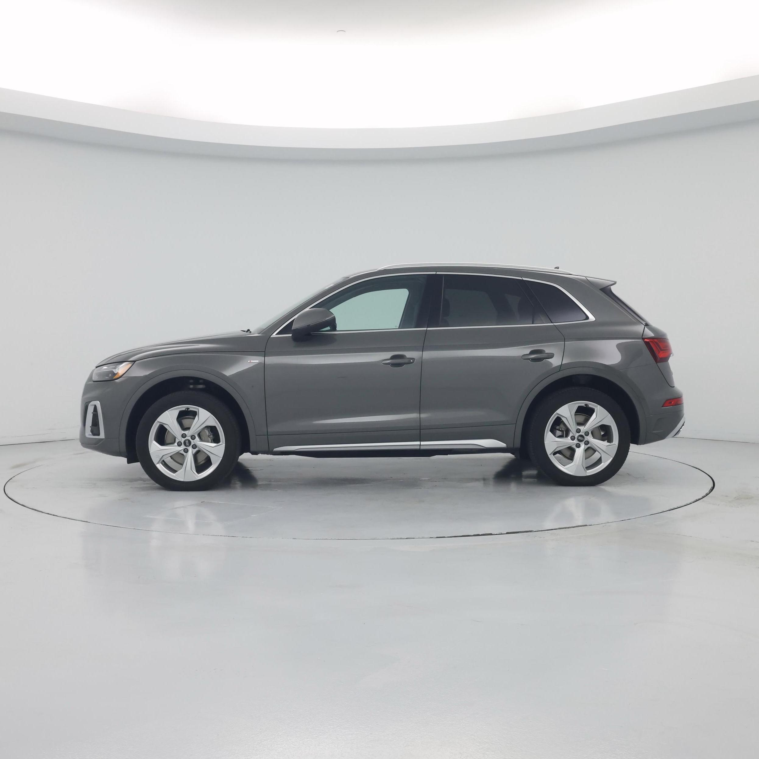 Thumbnail: 2023 Audi Q5 - 3