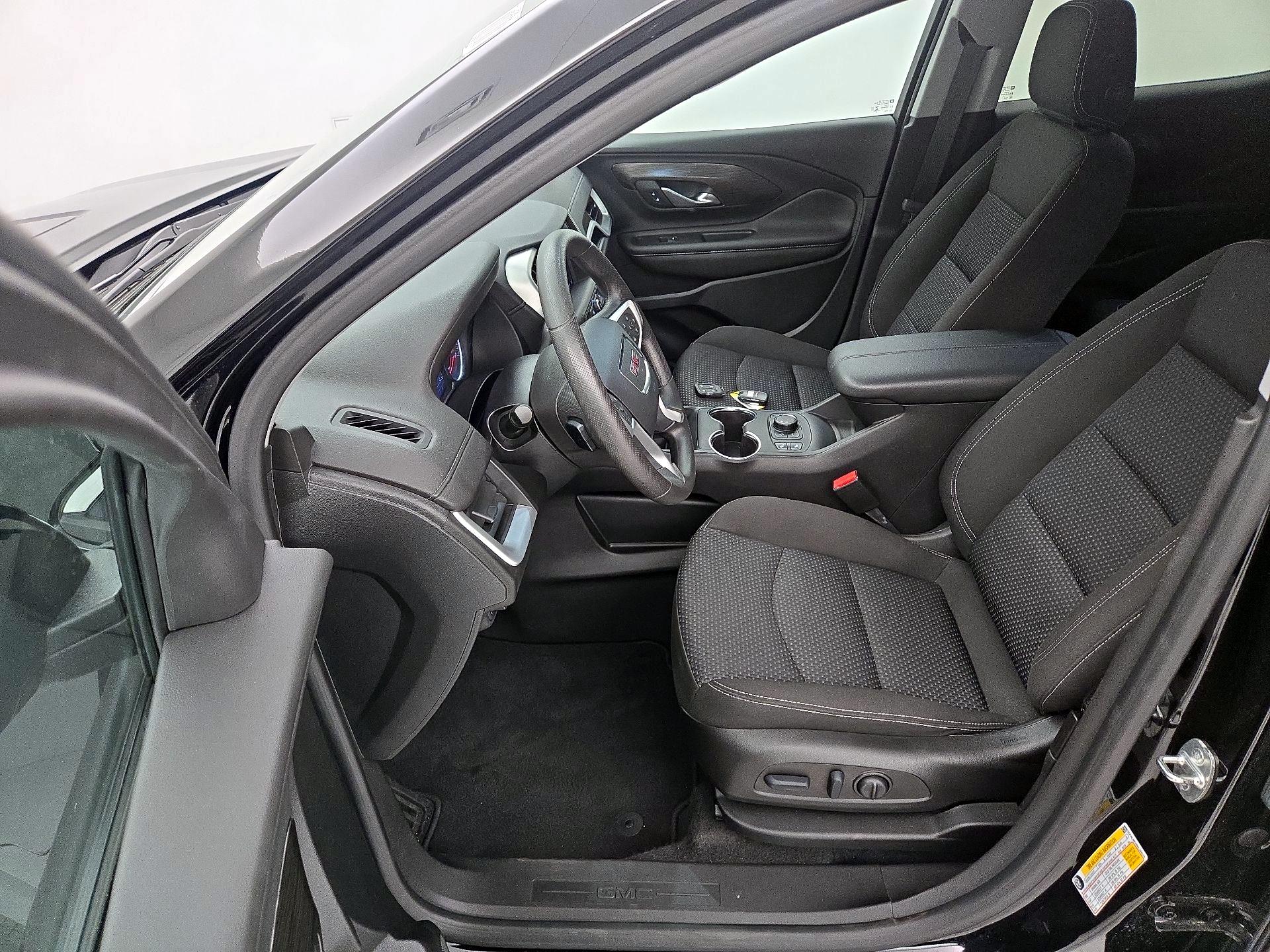 Thumbnail: 2022 GMC Terrain - 11