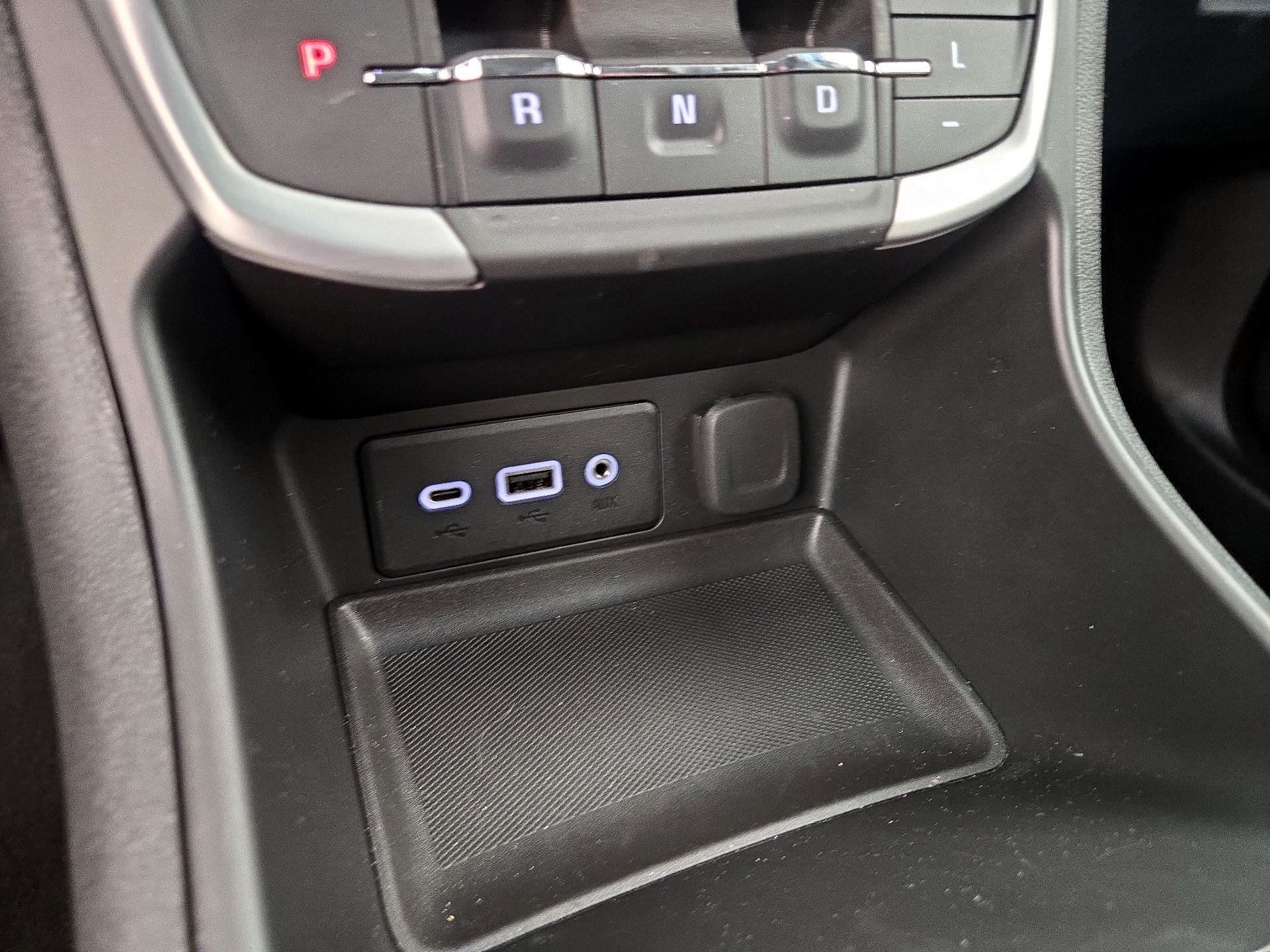Thumbnail: 2022 GMC Terrain - 17