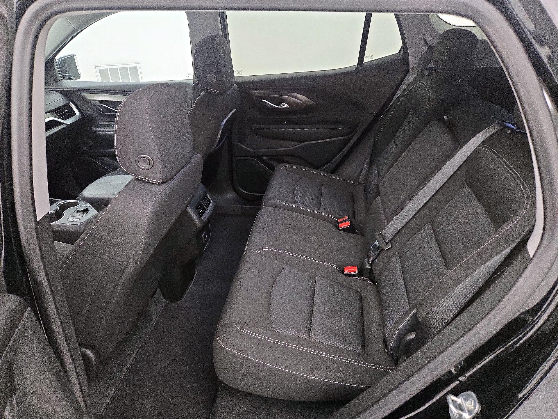 Thumbnail: 2022 GMC Terrain - 18