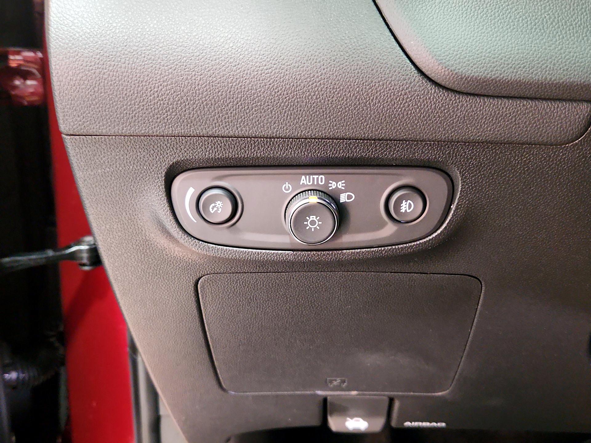 Thumbnail: 2023 Buick Encore GX - 13