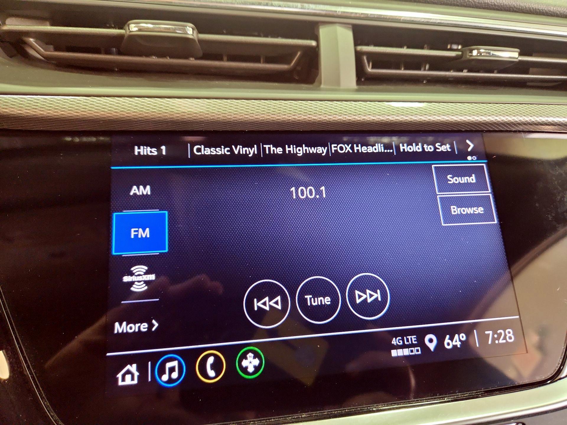 Thumbnail: 2023 Buick Encore GX - 16