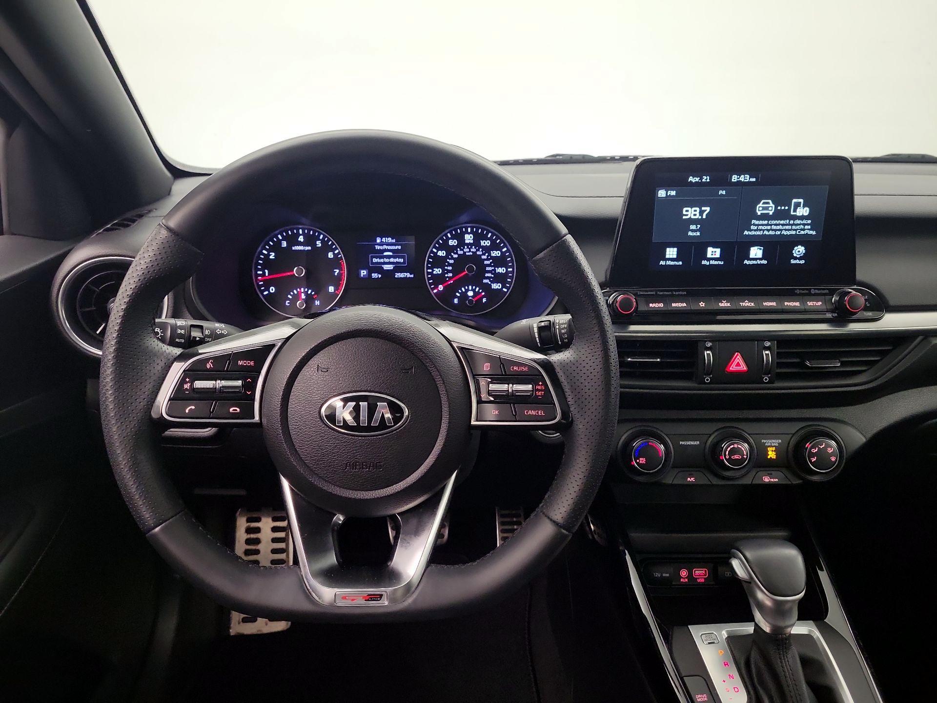 Thumbnail: 2021 Kia Forte - 10