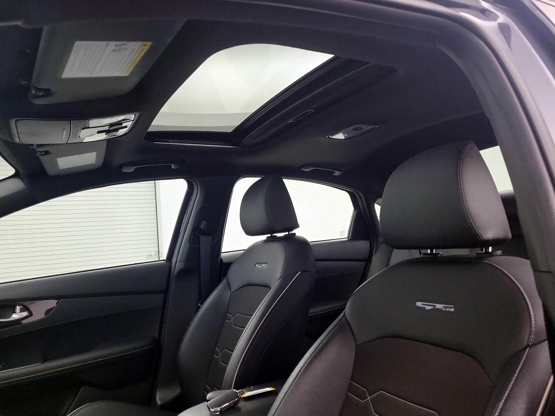 Thumbnail: 2021 Kia Forte - 19