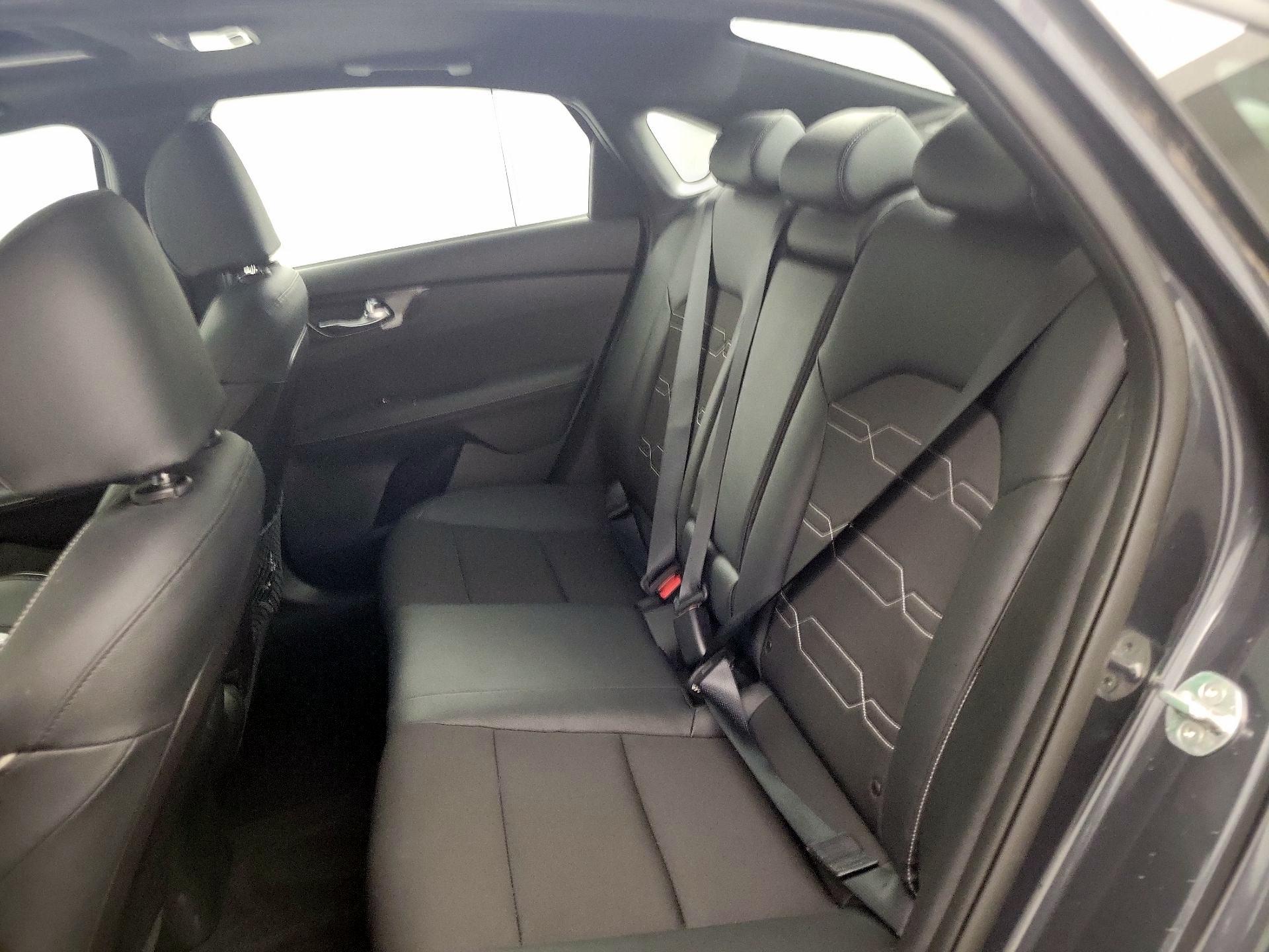 Thumbnail: 2021 Kia Forte - 20