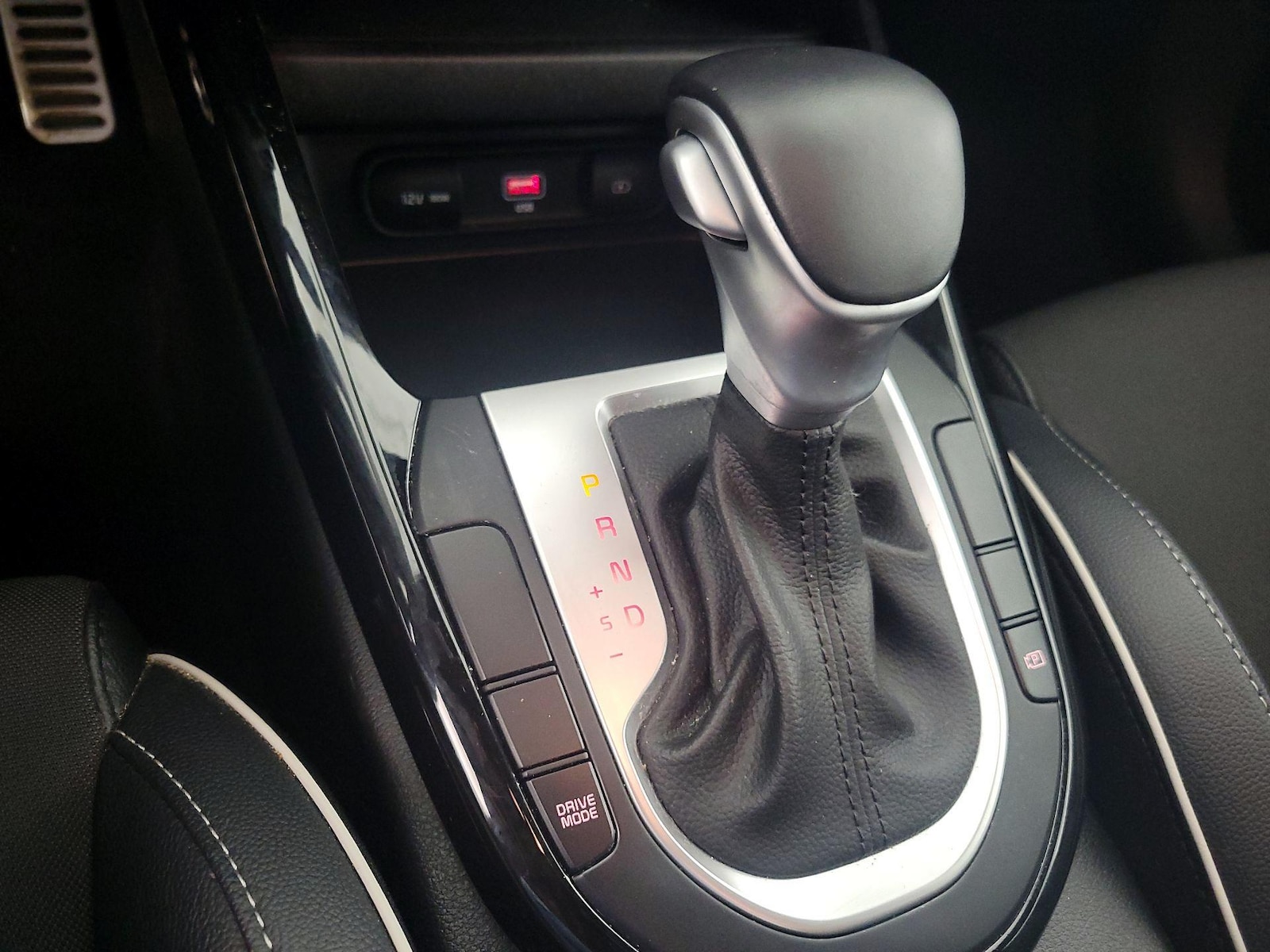 2023 Kia Forte GT-Line - Photo 19