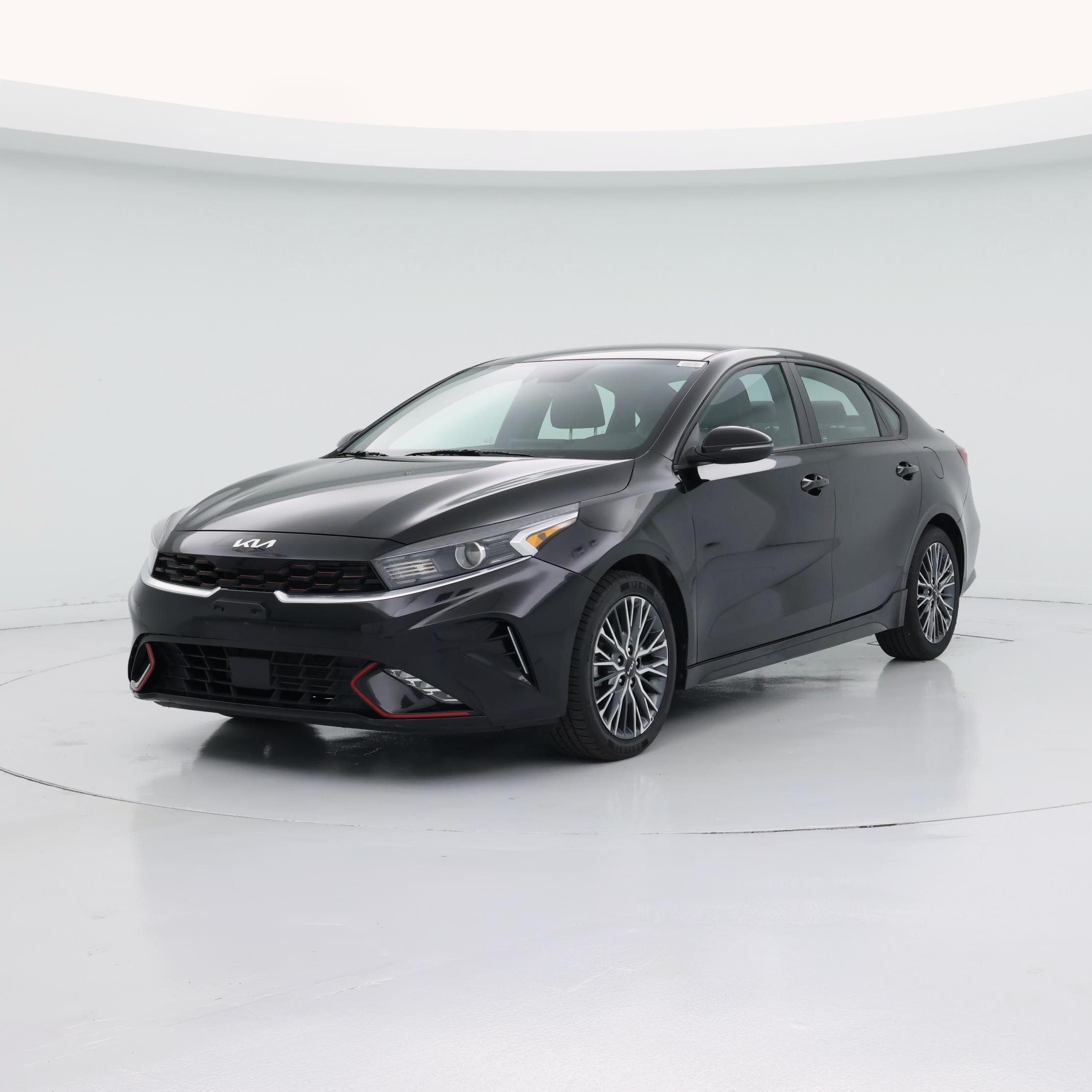 Thumbnail: 2023 Kia Forte - 4