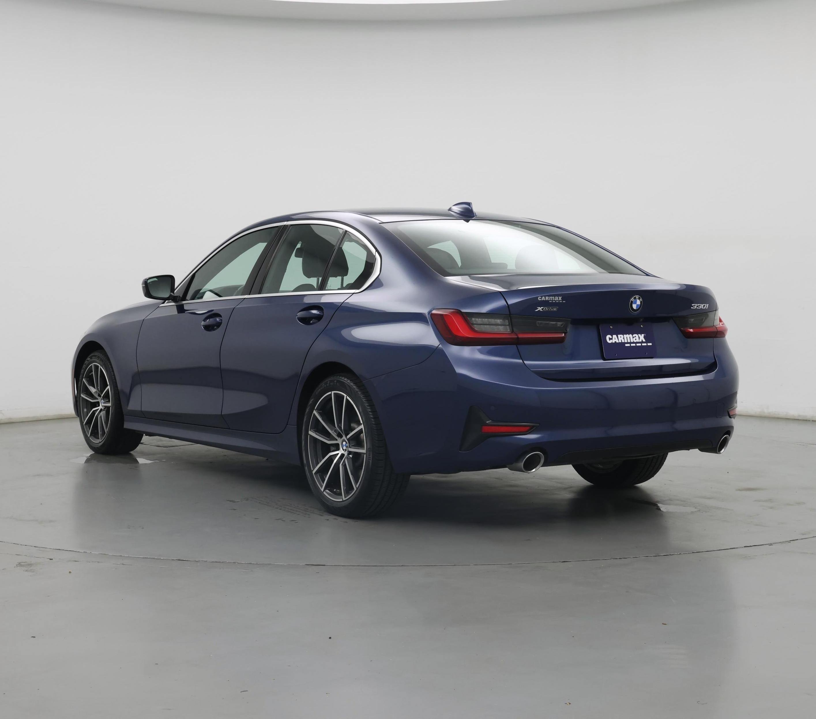 Thumbnail: 2022 BMW 3 Series - 2