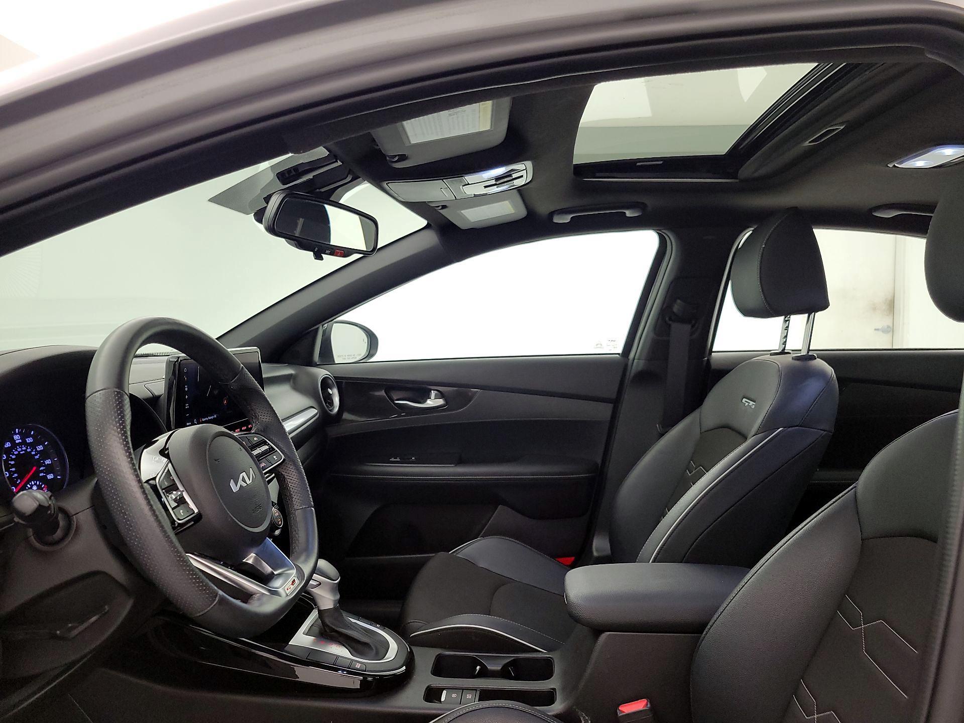 Thumbnail: 2023 Kia Forte - 20