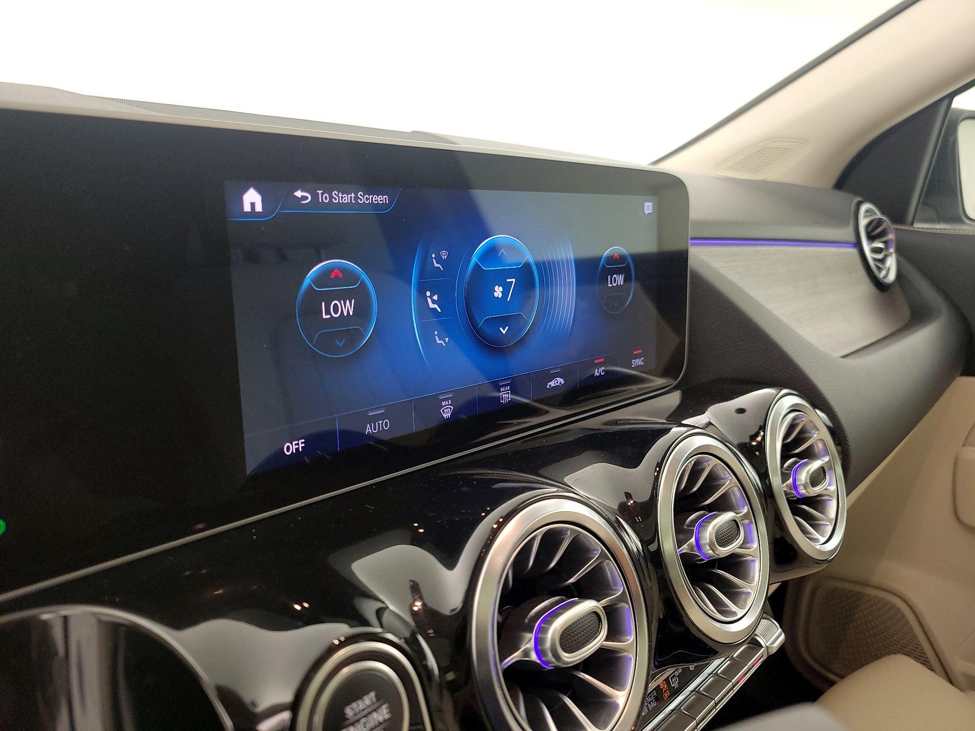 Thumbnail: 2021 Mercedes-Benz GLA - 16