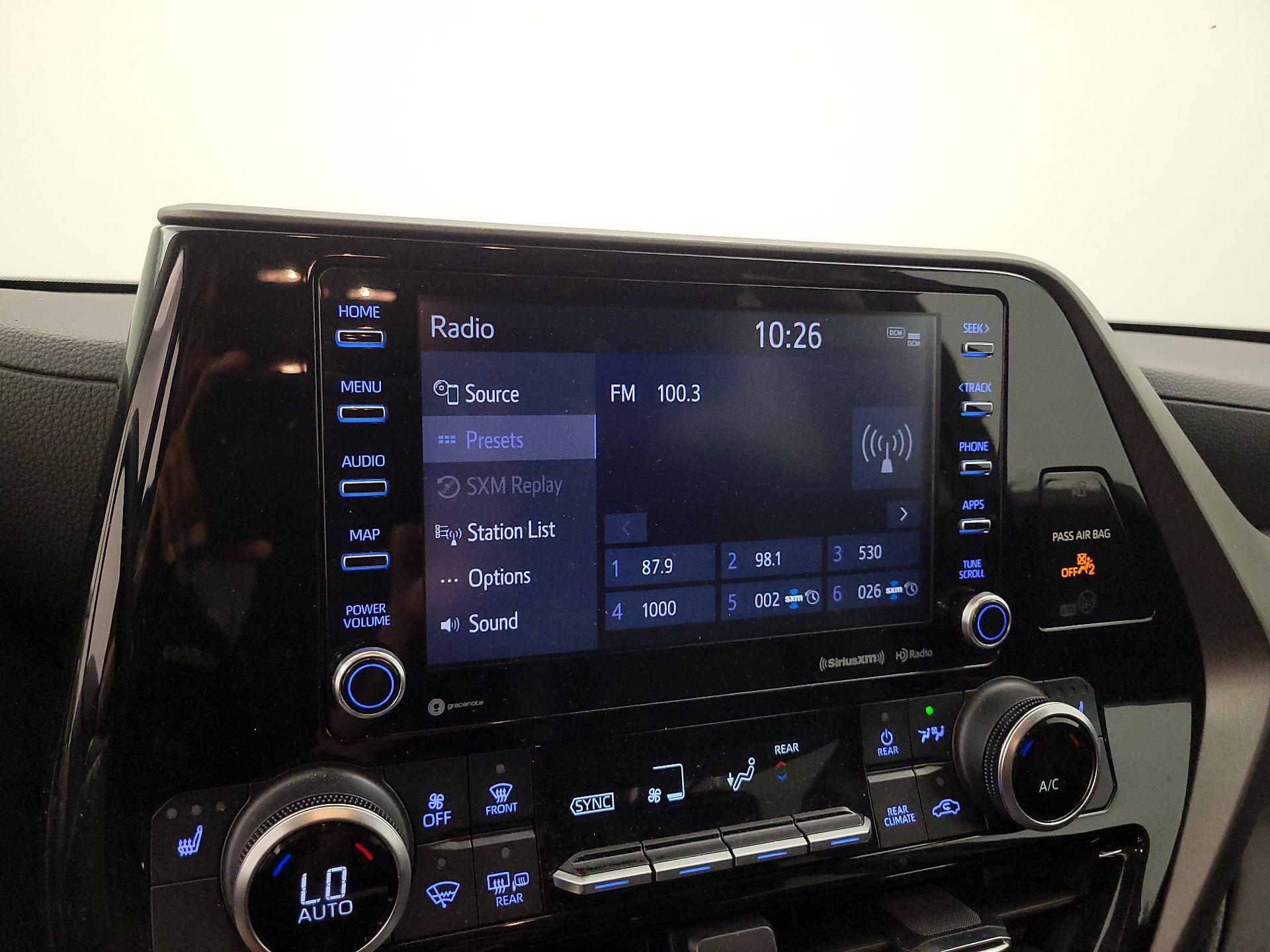 Thumbnail: 2021 Toyota Highlander - 14